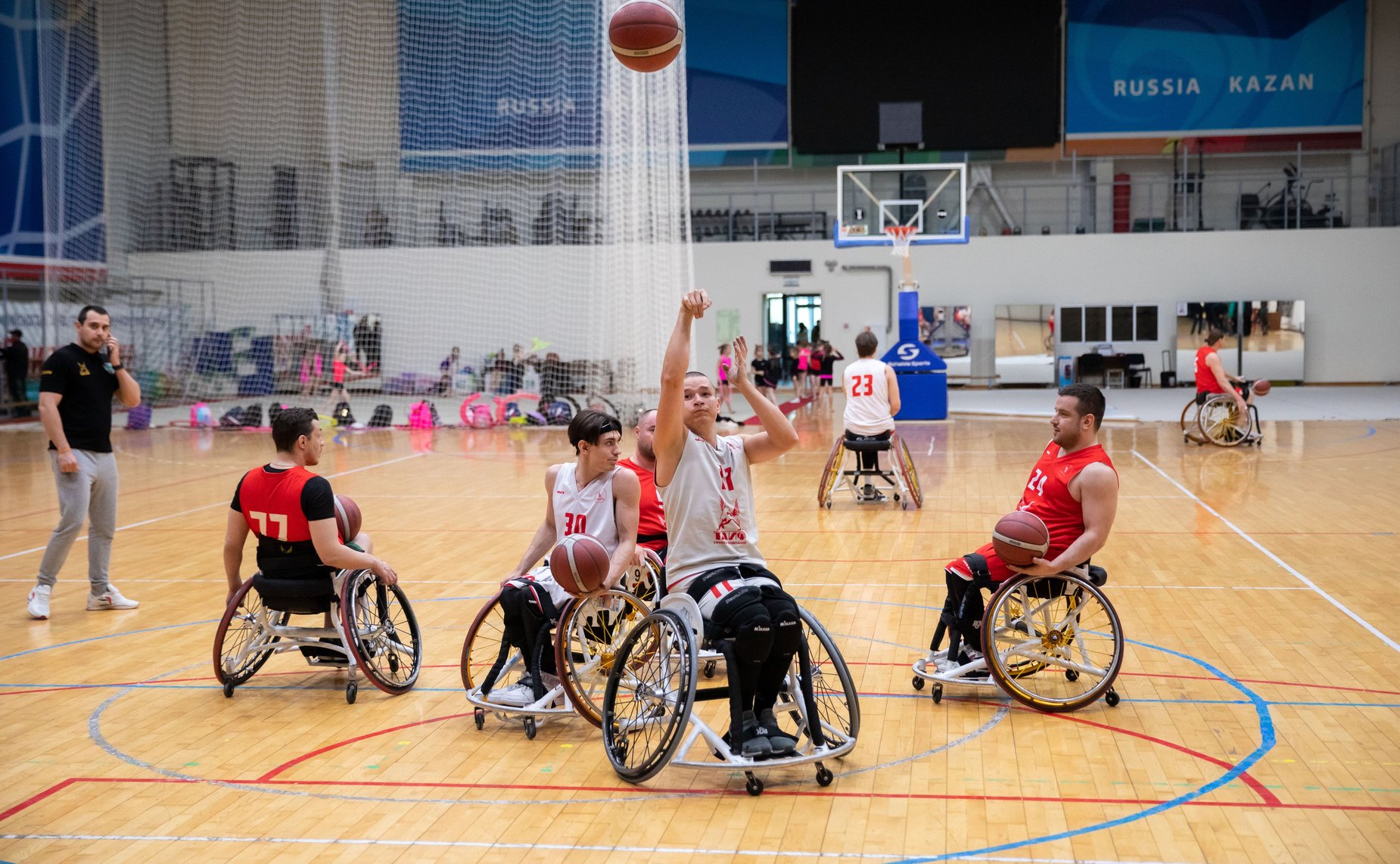 Сенаторы посетили спорткомплекс «Тулпар»