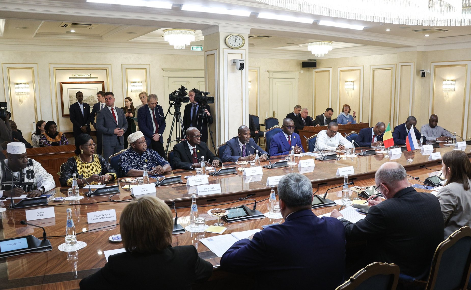 Встреча Председателя Совета Федерации Валентины Матвиенко с Председателем Национального переходного совета Республики Мали