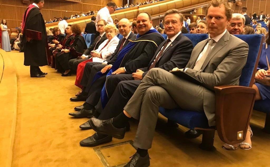 Сергей Рябухин принял участие в торжественных мероприятиях по вручению дипломов лучшим выпускникам факультетов Финансового университета при Правительстве Российской Федерации