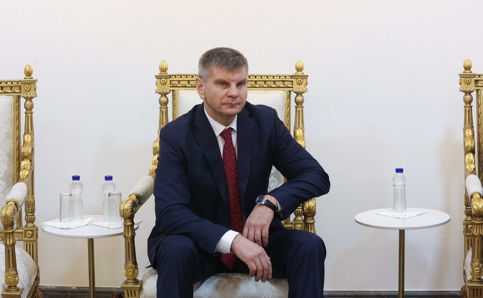 Геннадий Голов