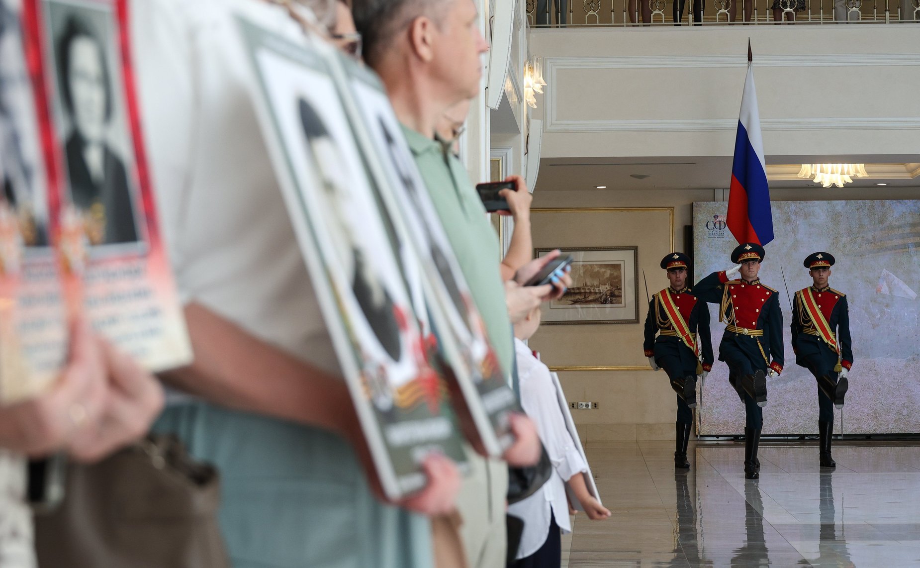 В Совете Федерации состоялась торжественная церемония открытия выставки «Память поколений»