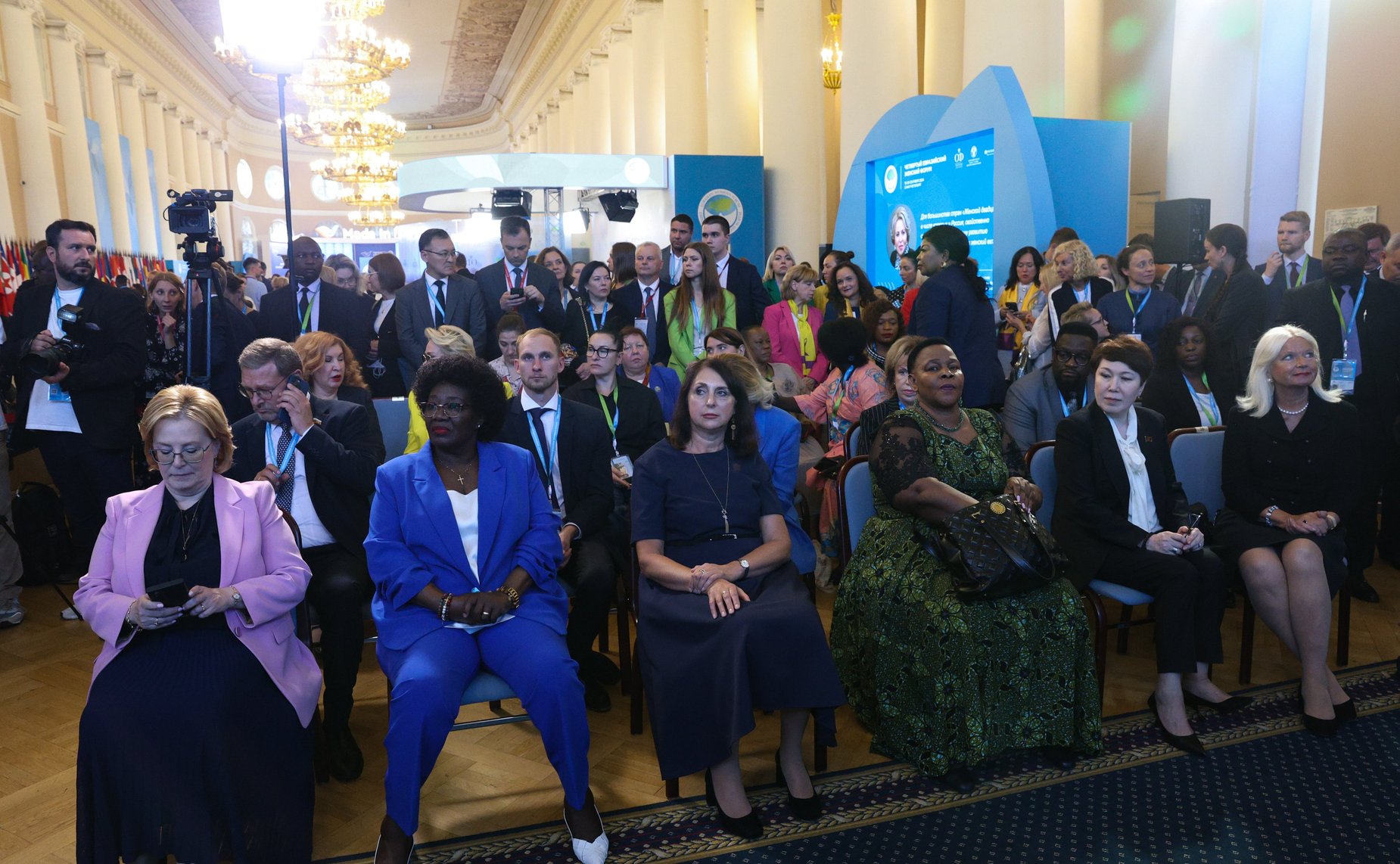 Валентина Матвиенко приняла участие в церемонии награждения лауреатов премии «Общественное признание»