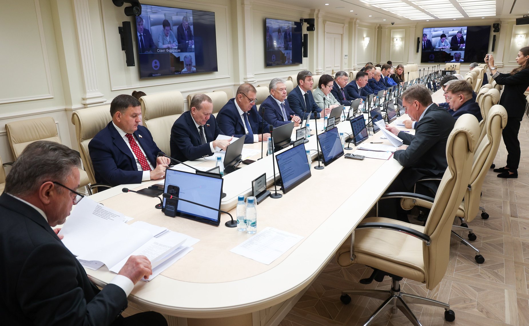 Заседание Комитета Совета Федерации по Регламенту и организации парламентской деятельности