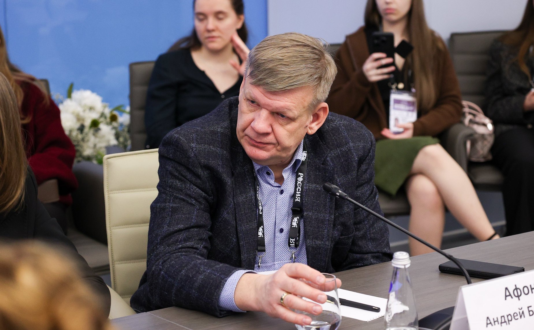 Заместитель Председателя СФ Инна Святенко приняла участие в дискуссии «Мастерская театральных кейсов. Театр как терапия»