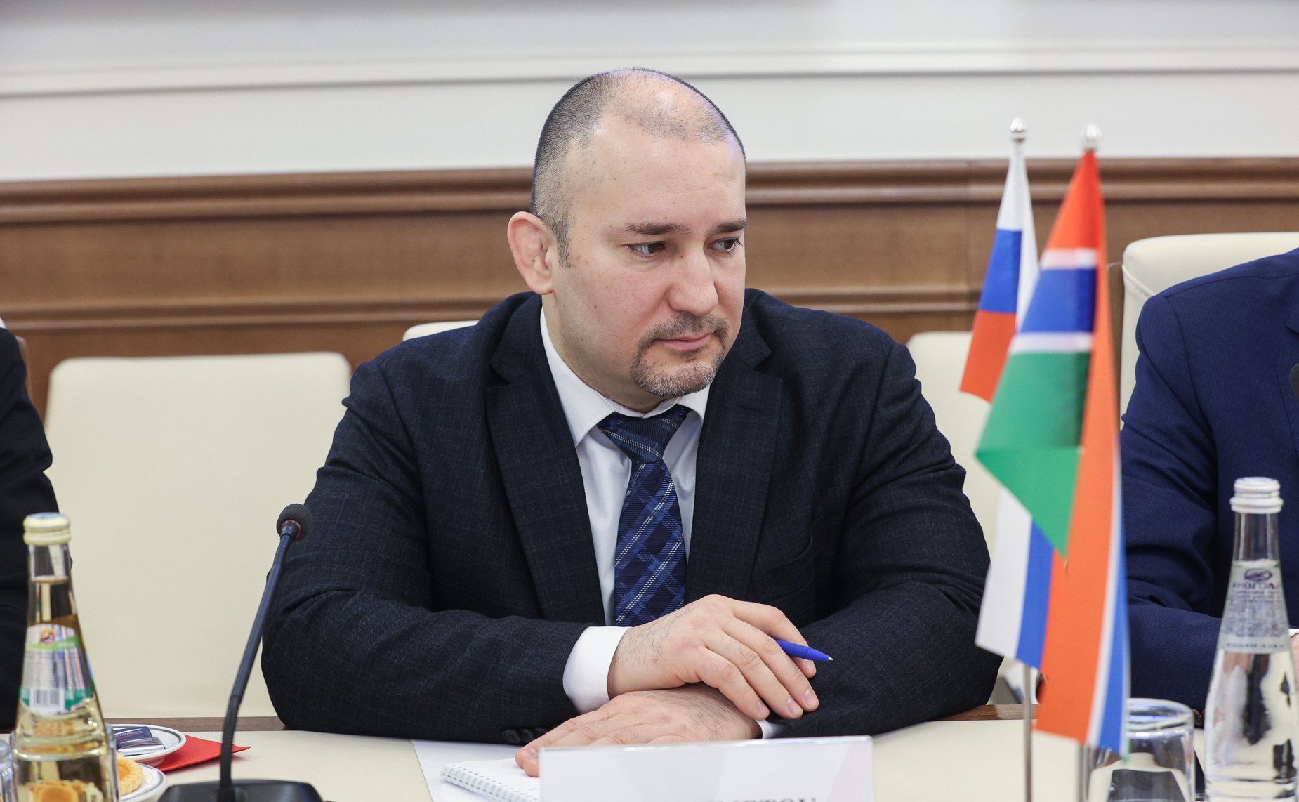 Встреча заместителя председателя Комитета СФ по международным делам Фарита Мухаметшина с Чрезвычайным и Полномочным Послом Республики Гамбия в Российской Федерации