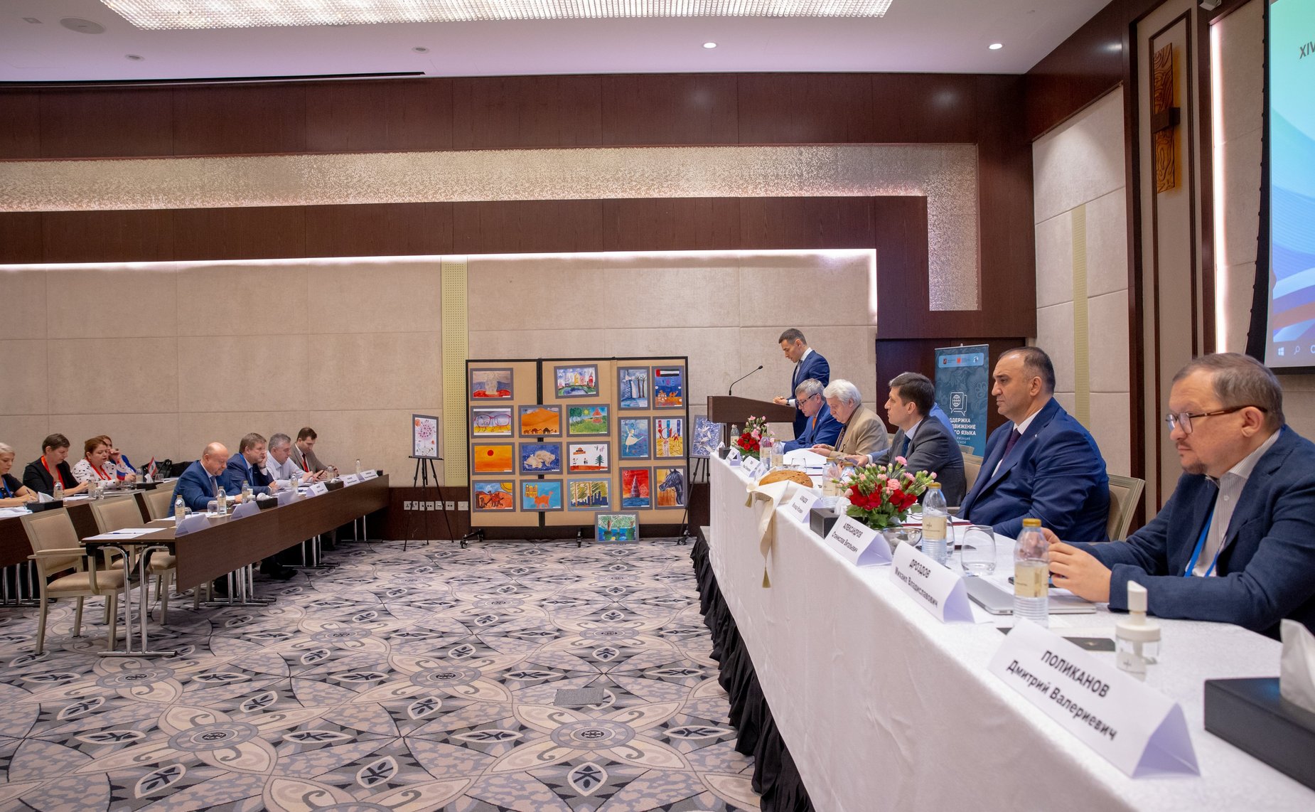 Заместитель председателя Комитета СФ по социальной политике Мохмад Ахмадов принял участие в XIV региональной конференции российских соотечественников стран Африки и Ближнего Востока