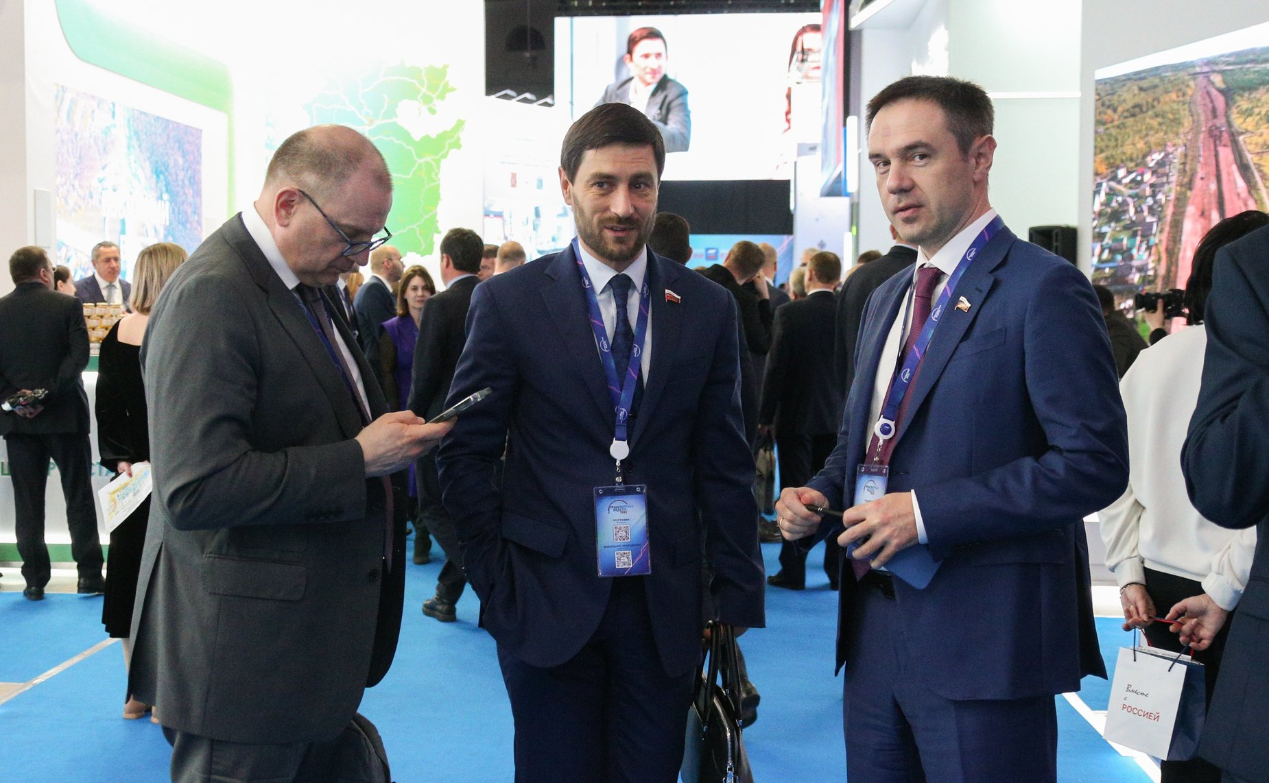 Совместное заседание Комитета Совета Федерации по экономической политике и Комитета Государственной Думы по транспорту и развитию транспортной инфраструктуры в рамках Транспортной недели