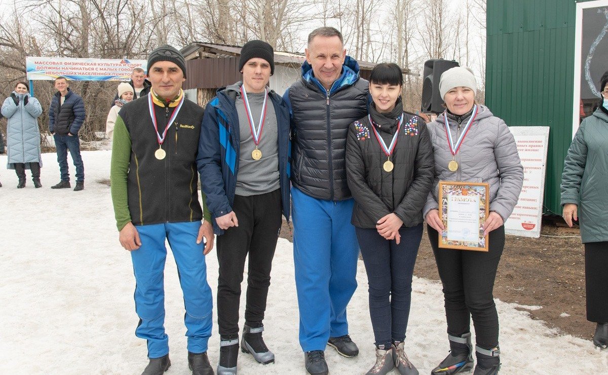 Олег Алексеев принял участие в торжественном открытии Спартакиады муниципальных образований района