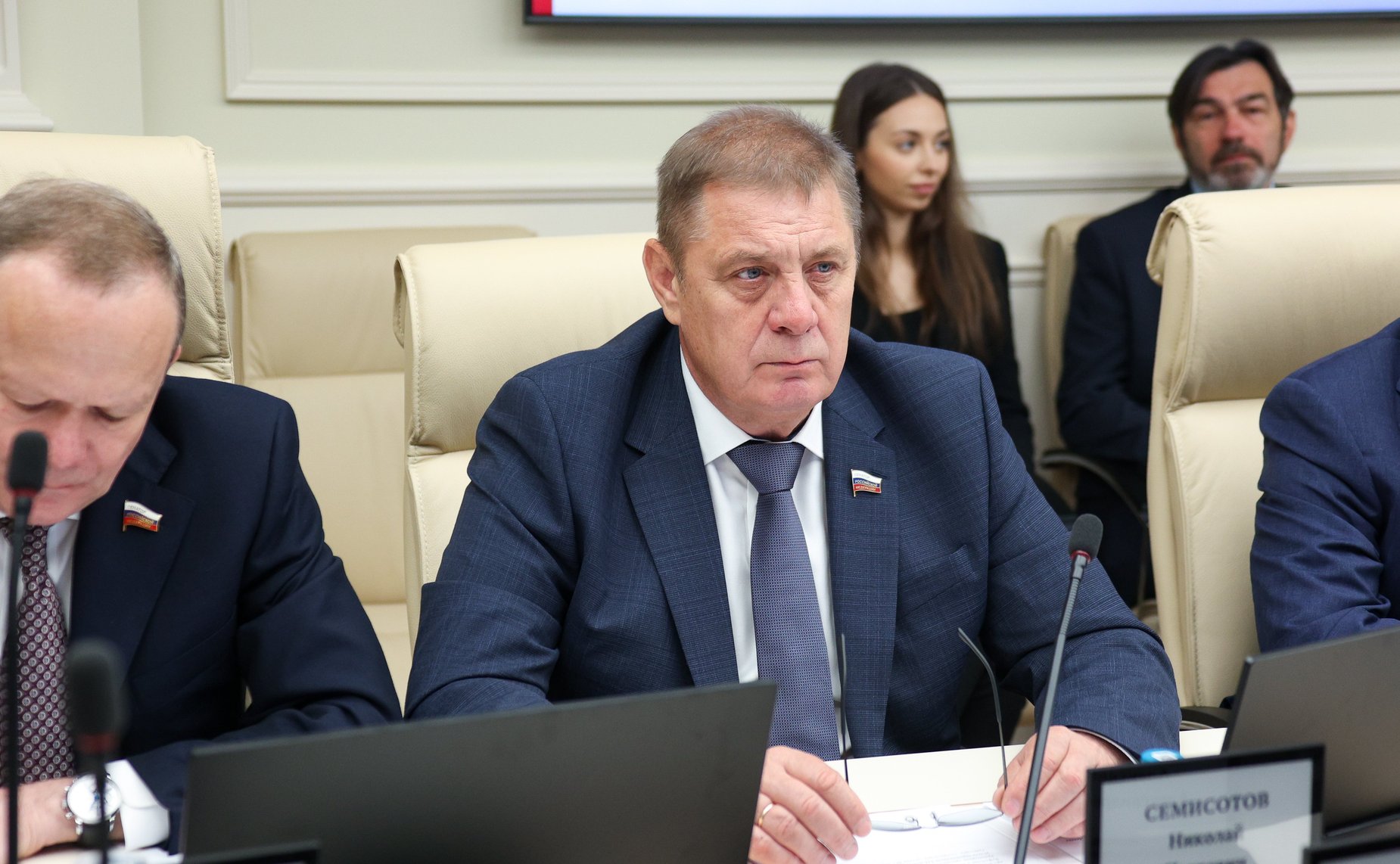 Николай Семисотов