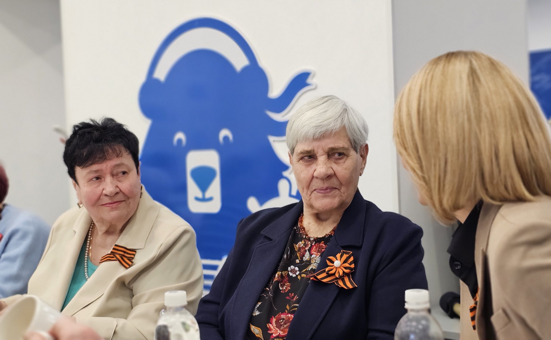 Татьяна Сахарова в рамках работы в регионе приняла участие в торжественном мероприятии с участием ветеранов-блокадников и членов общественной организации «Дети войны»