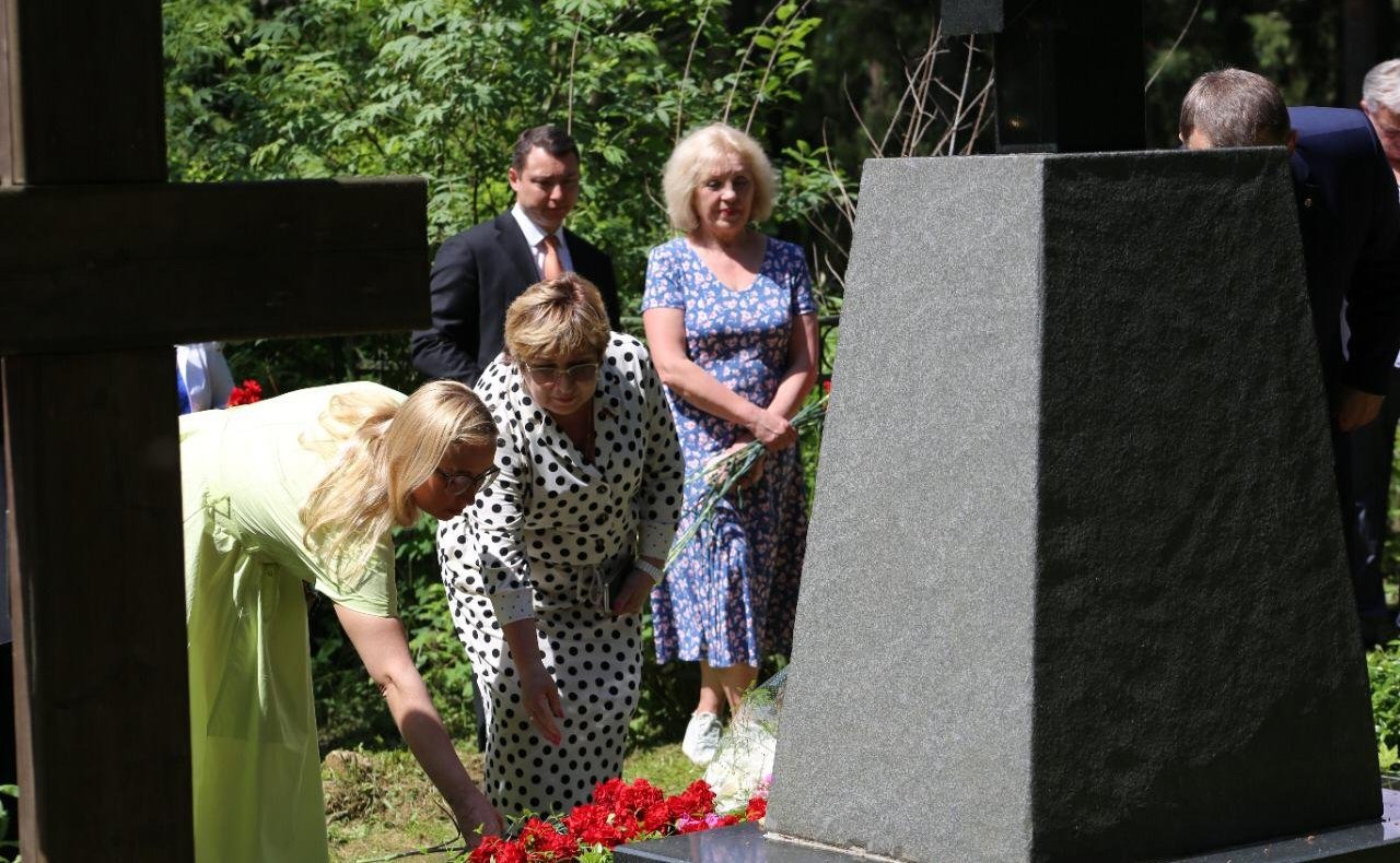 Ольга Хохлова приняла участие в открытии музея русского писателя В. Солоухина