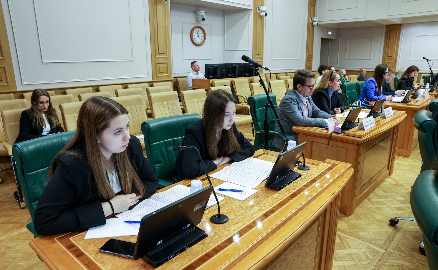 Круглый стол Комитета Совета Федерации по науке, образованию и культуре «Интеллектуальная собственность в материальном выражении: мода, промышленный дизайн, архитектура»