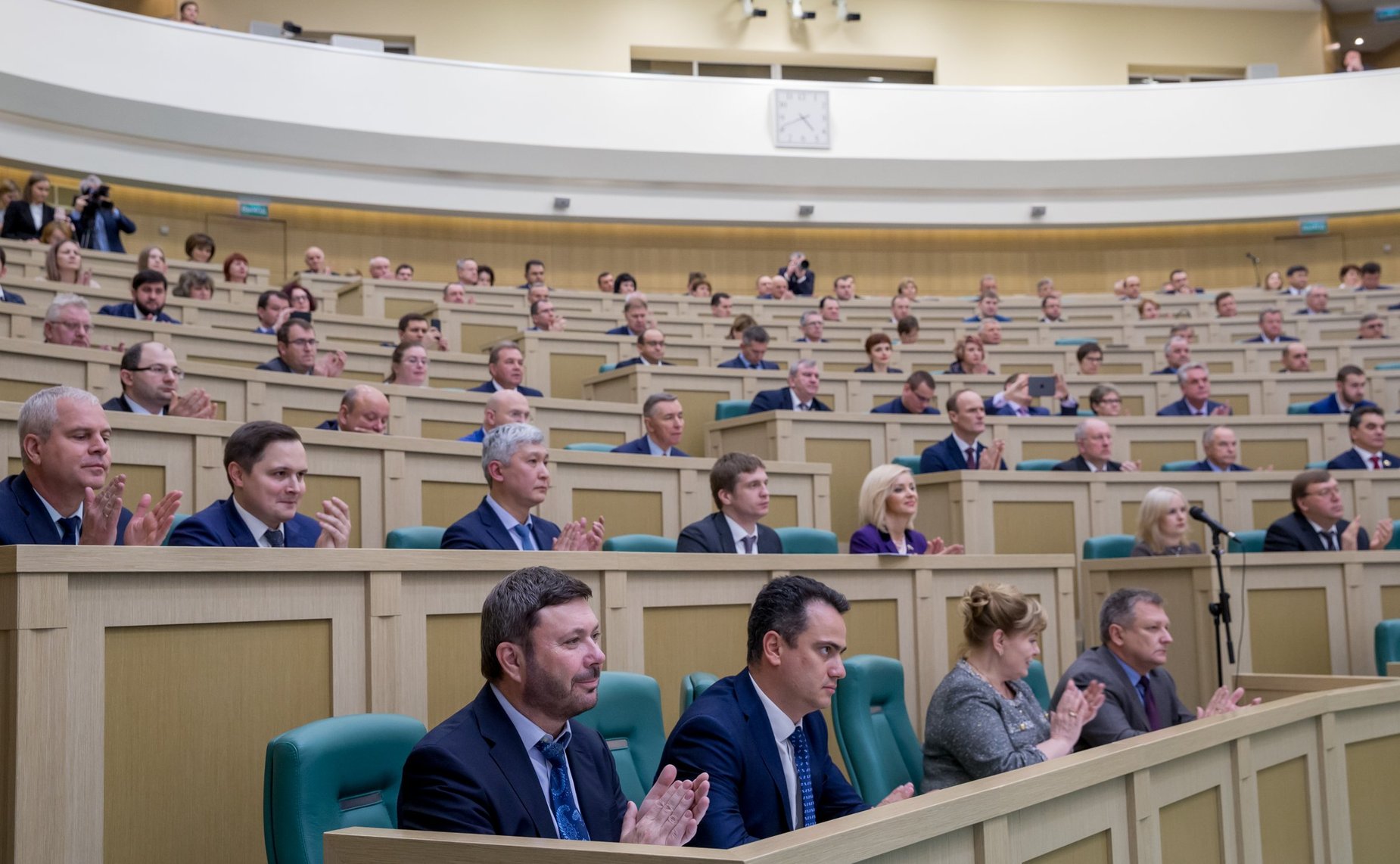 Встреча сенаторов с делегатами съезда Национальной ассоциации развития местного самоуправления