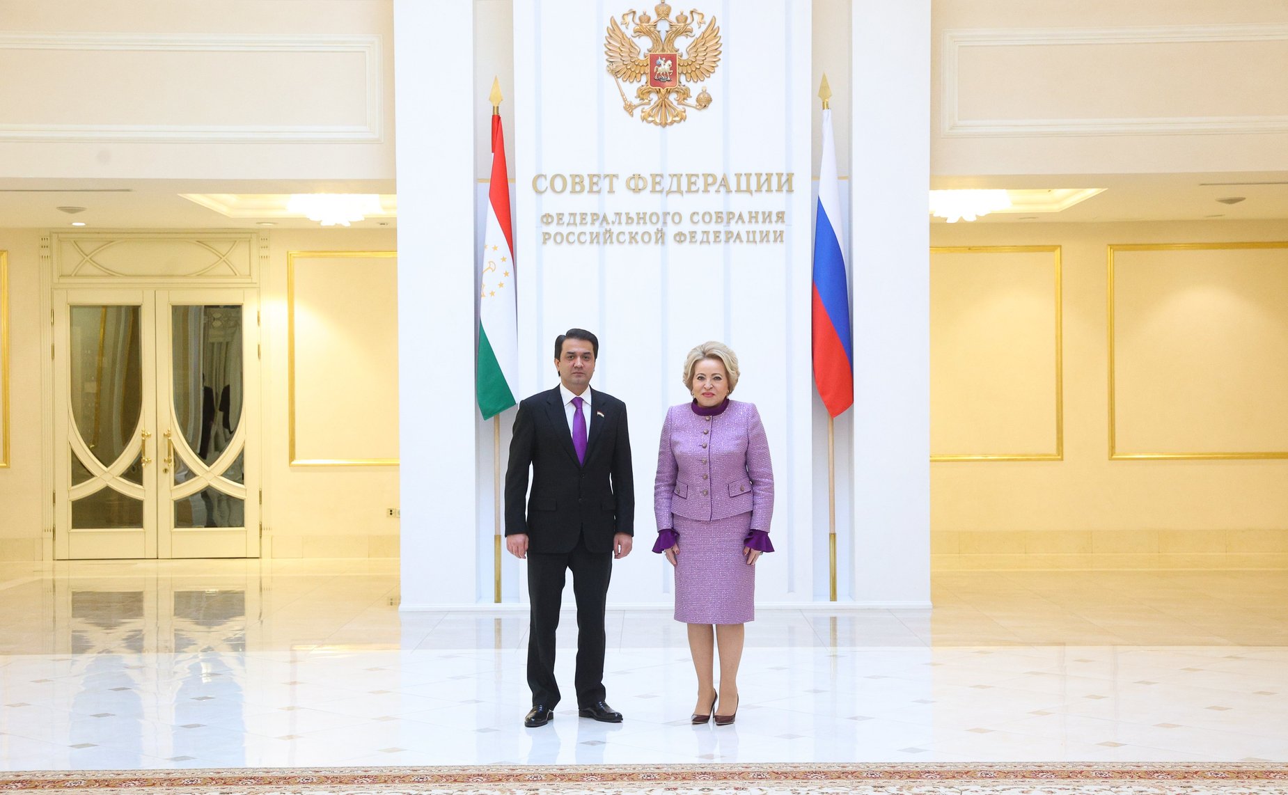 Валентина Матвиенко обсудила с Председателем Маджлиси милли Маджлиси Оли Республики Таджикистан Рустами Эмомали