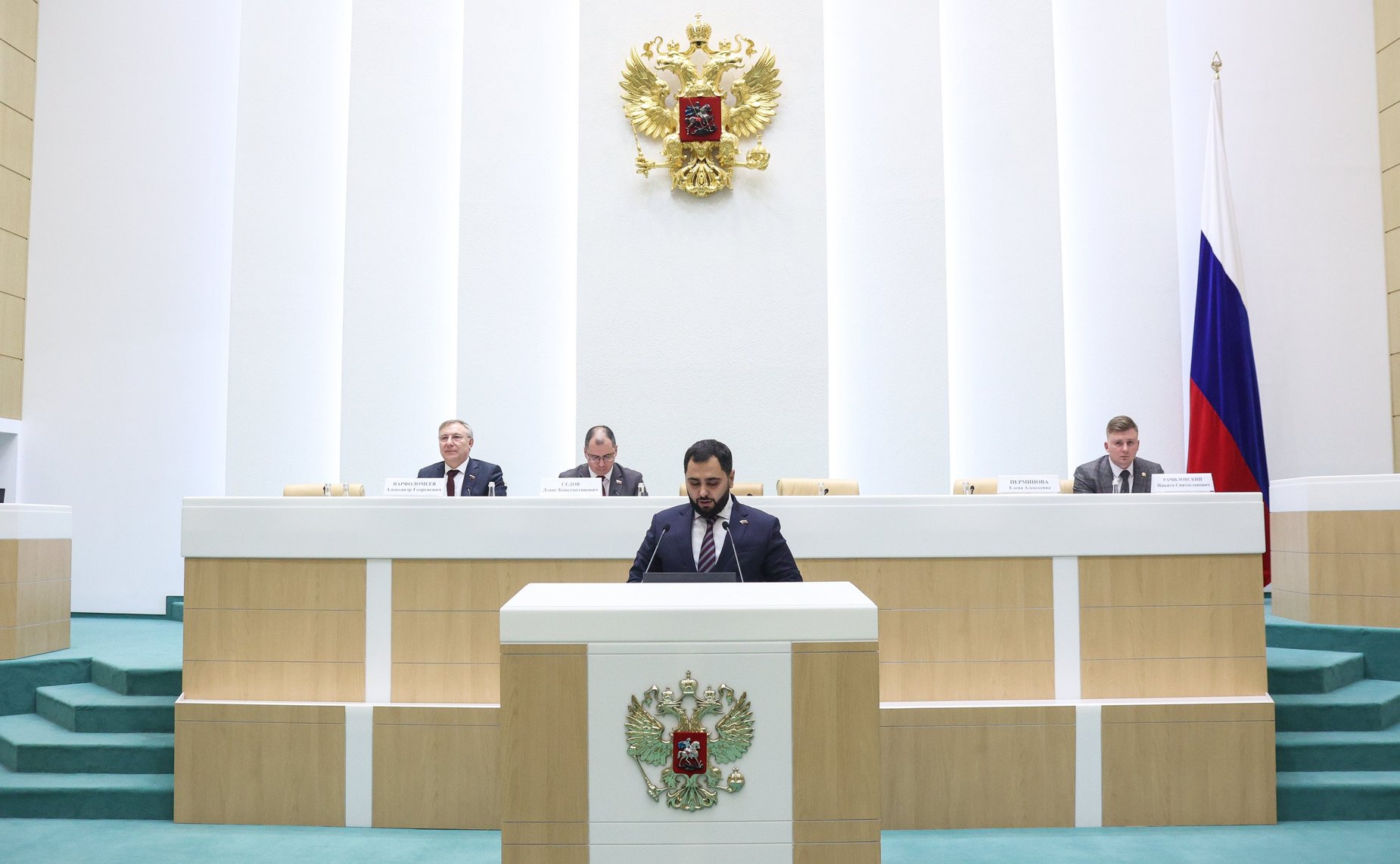 Заседание Палаты молодых законодателей при Совете Федерации