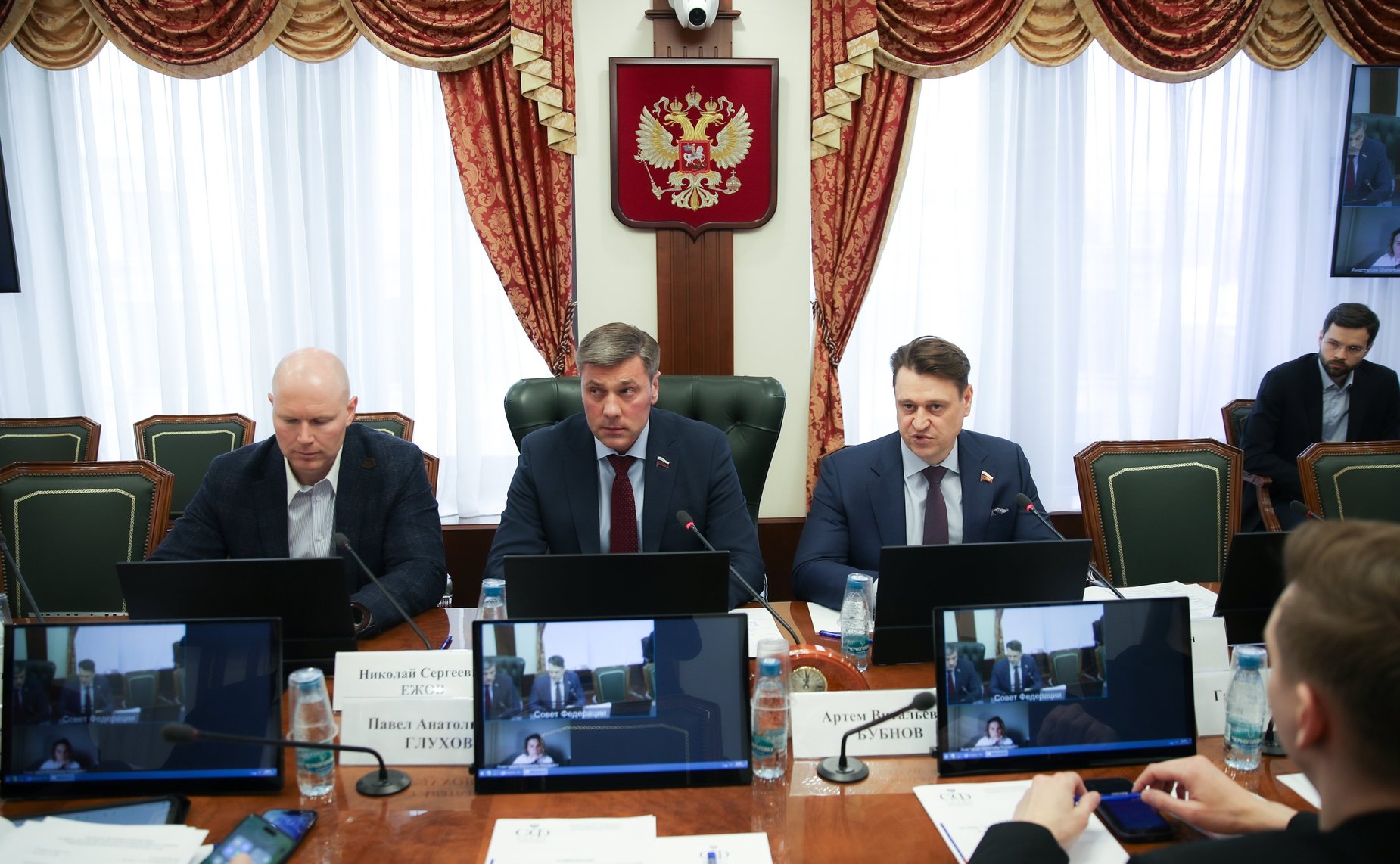 Совещание Комитета СФ по Регламенту и организации парламентской деятельности «Защита прав интересов потребителей в условиях современной торговли в городской среде»