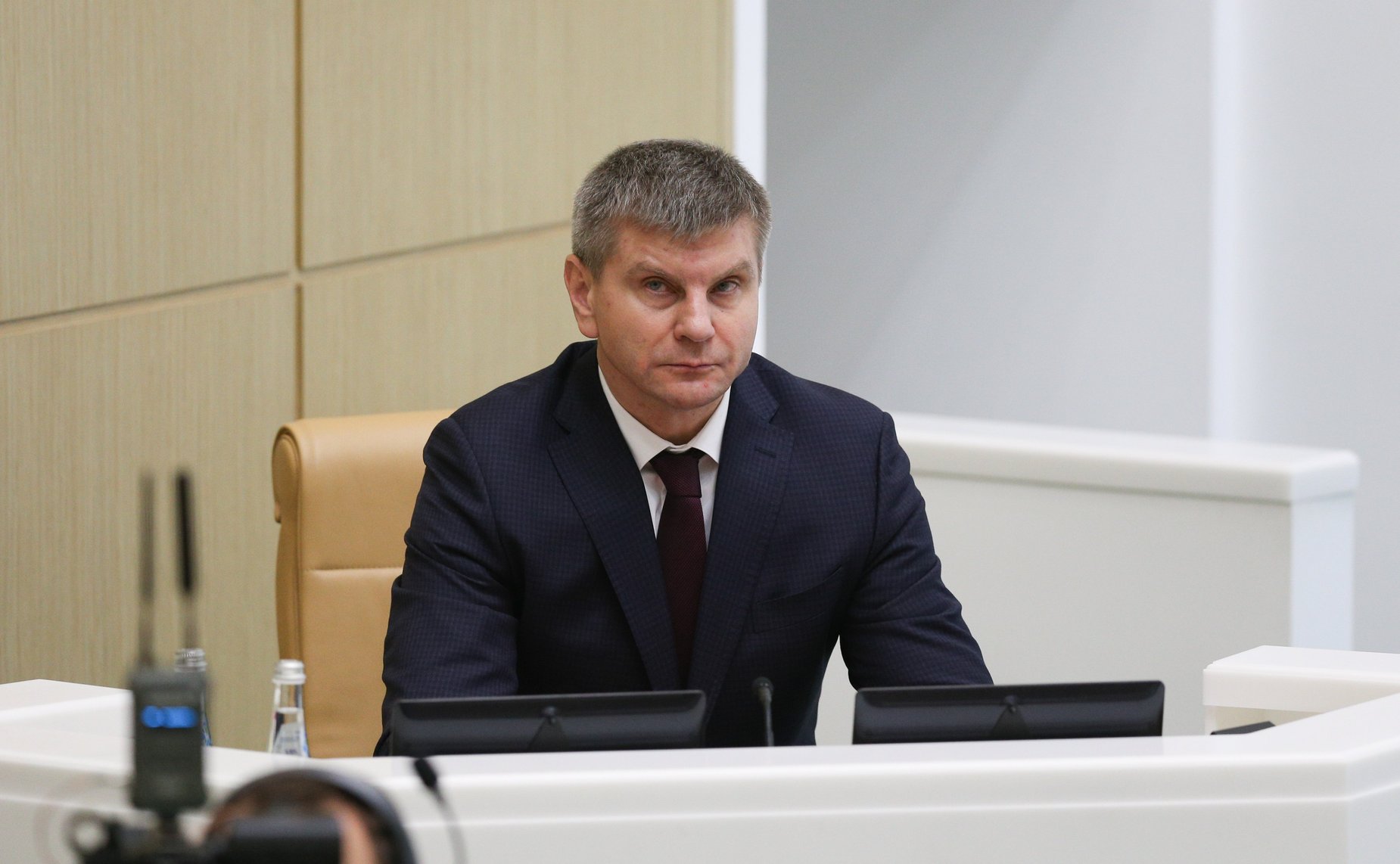 Геннадий Голов