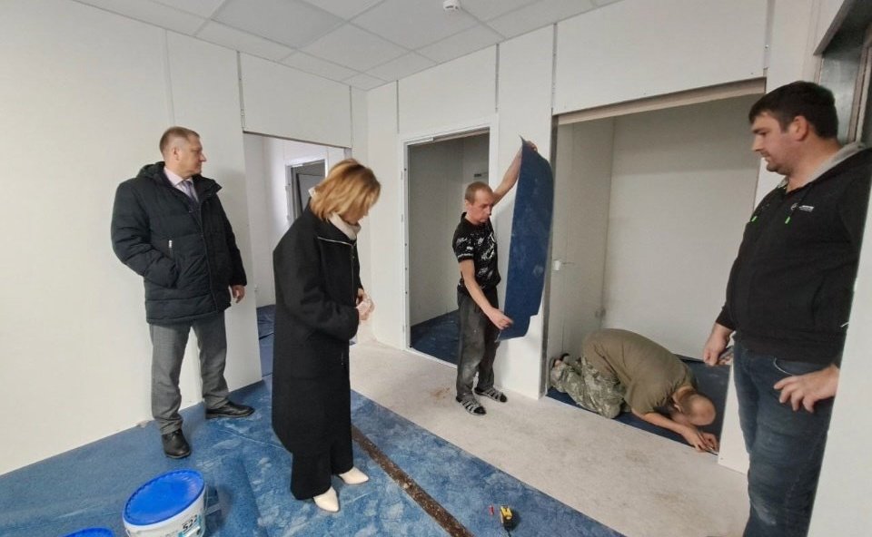 Марина Сидухина в ходе региональной поездки проверила ход ремонтных работ на социально значимых объектах