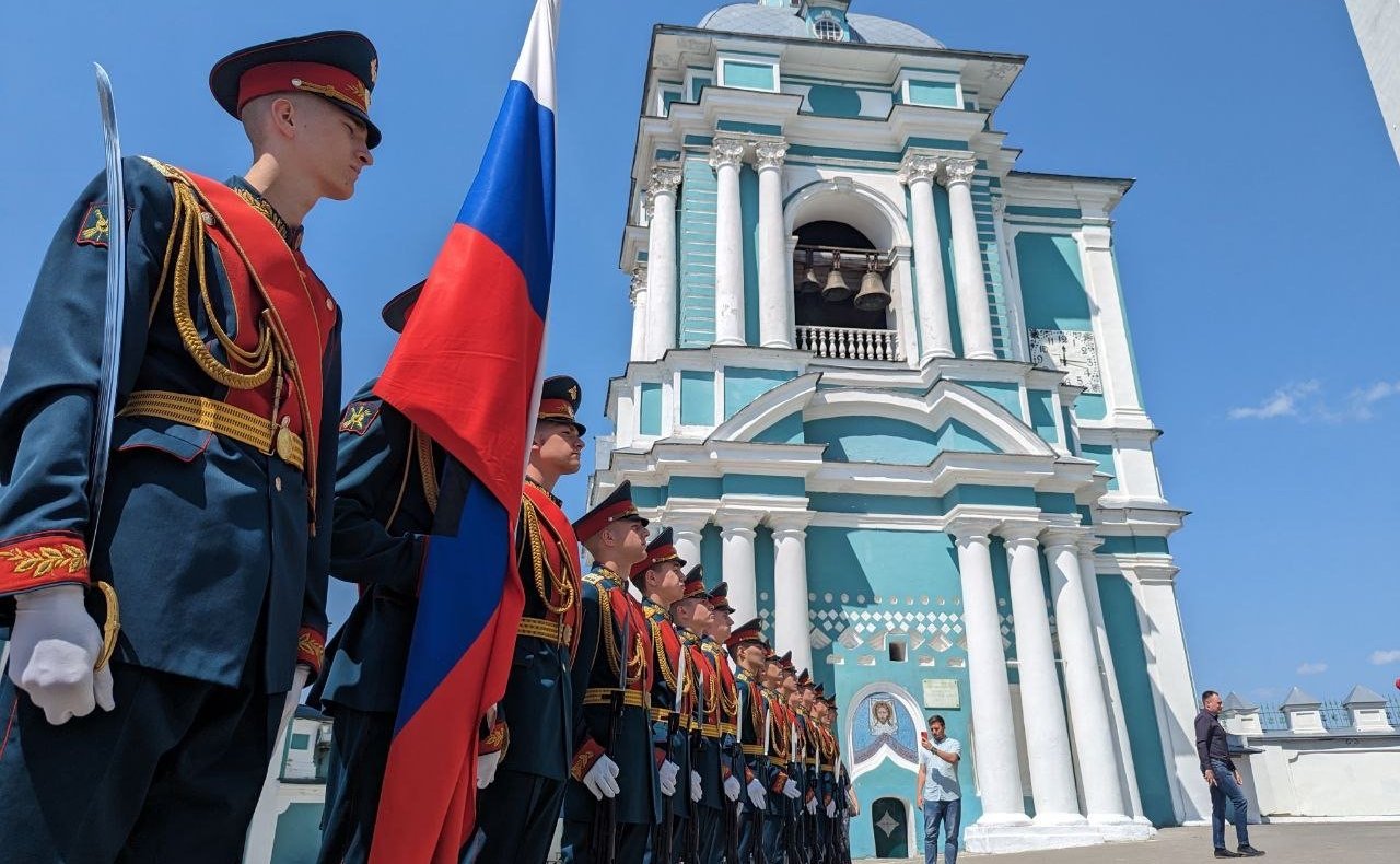 В городе-герое Смоленске Комитет Совета Федерации по Регламенту и организации парламентской деятельности организовал участие сенаторов РФ в Акции Памяти и круглый стол на тему «Победа многонациональна»