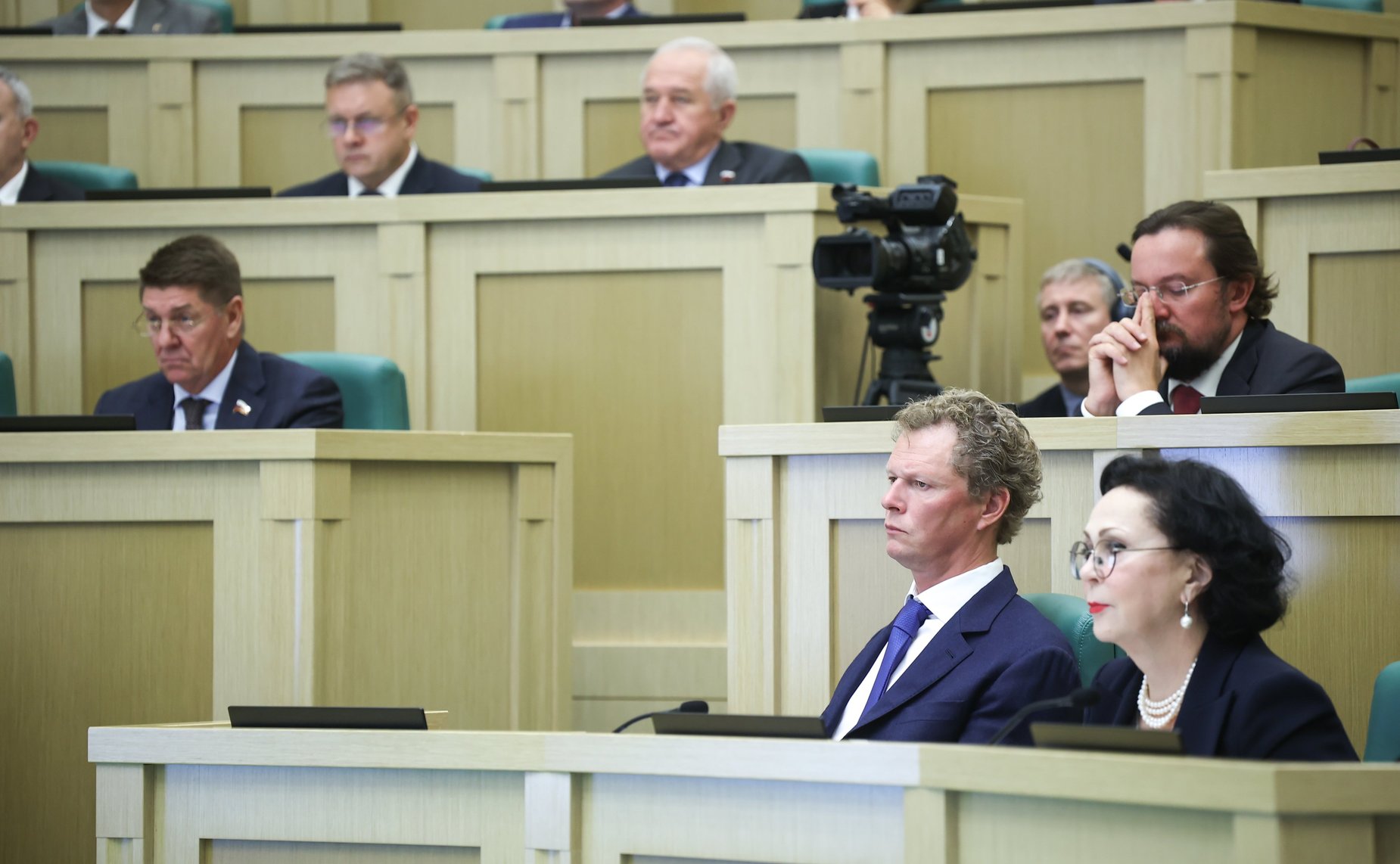 Парламентские слушания на тему «О параметрах проекта федерального бюджета на 2025 год и на плановый период 2026 и 2027 годов»