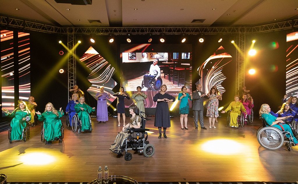 Маргарита Павлова организовала проведение социально-культурного реабилитационного проекта для девушек с ограниченными возможностями здоровья «Рожденная побеждать!»