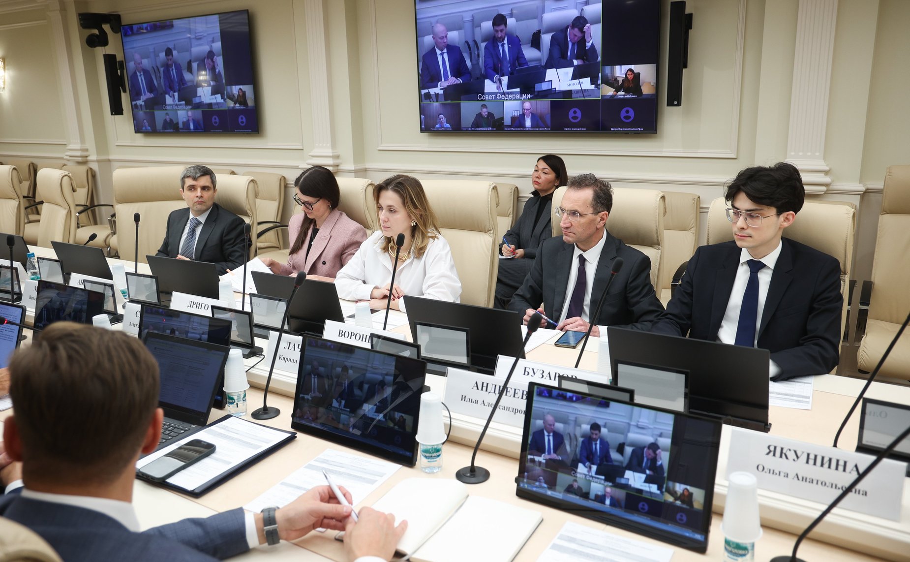 Совещание Комитета СФ по экономической политике «Актуальные вопросы корпоративного управления»