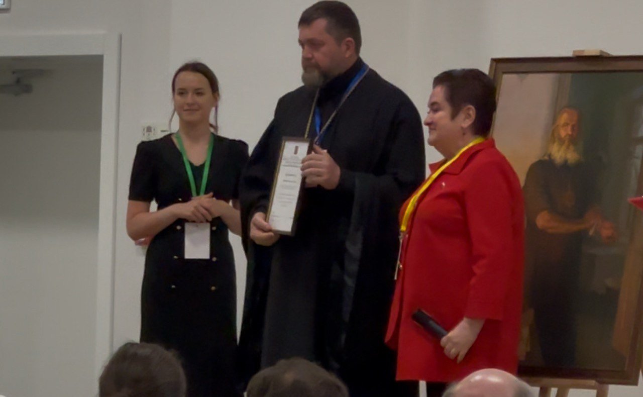 Лариса Мельник выступила перед участницами Первого съезда сестёр милосердия Крыма и Новороссии