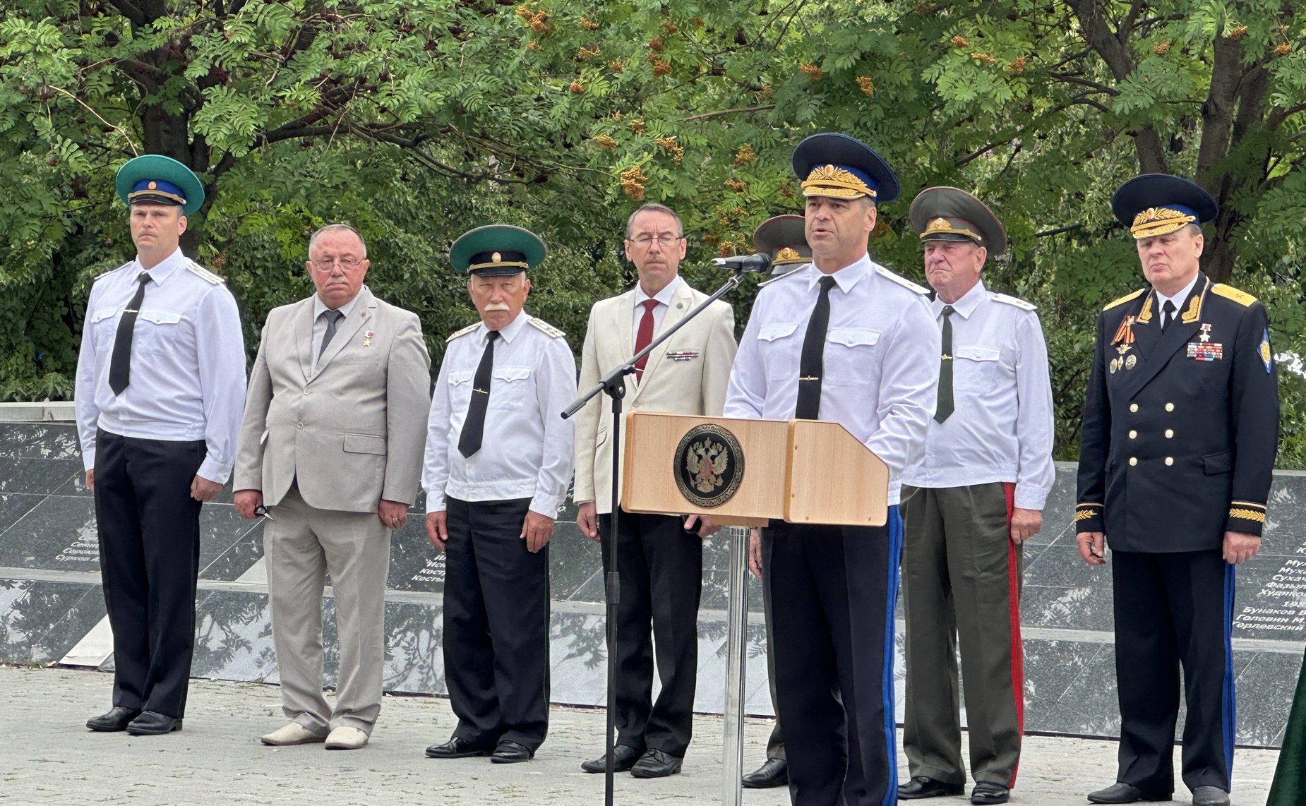 Маргарита Павлова приняла участие в церемонии вручения наказов сотрудникам федеральной службы безопасности, приступающим к работе в пограничном подразделении региона