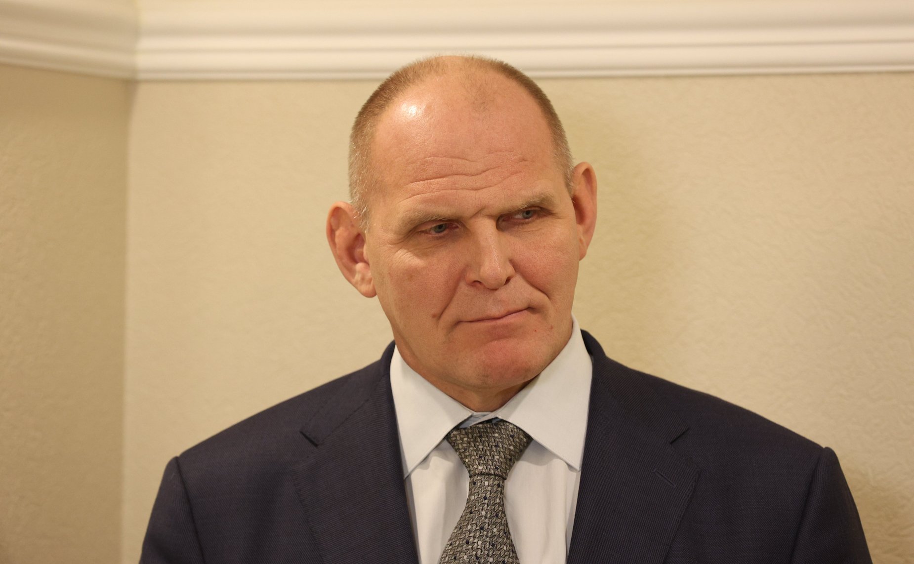 Александр Карелин