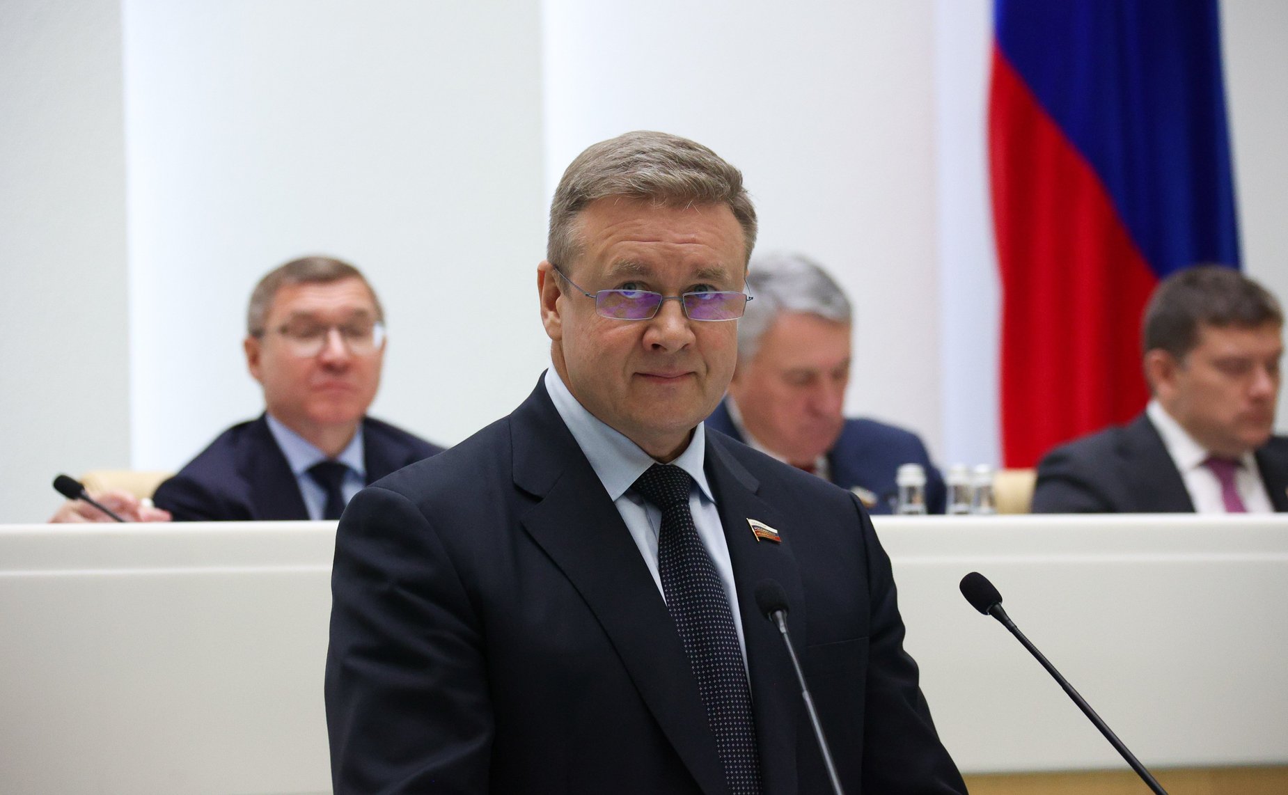 Николай Любимов