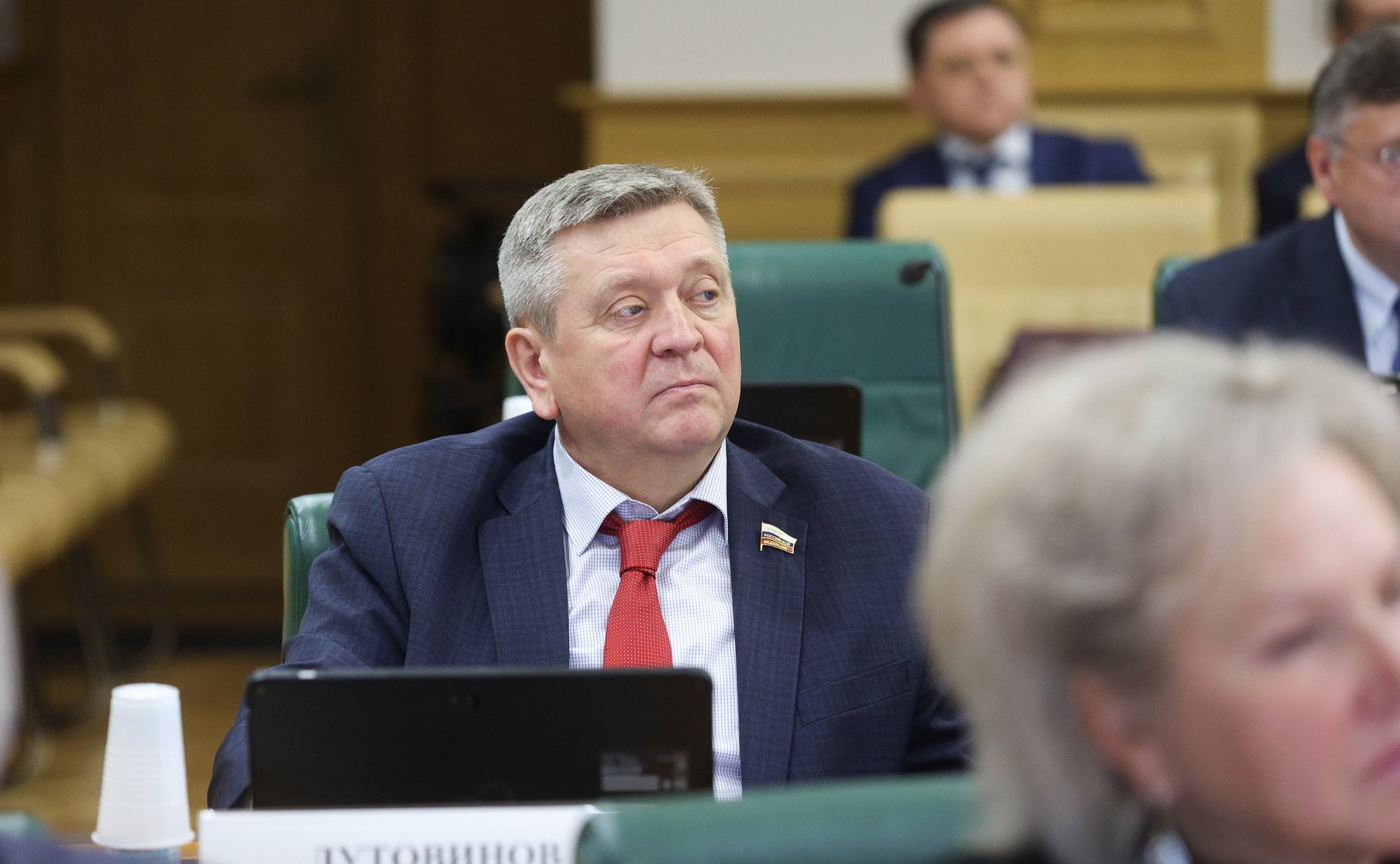 Александр Лутовинов