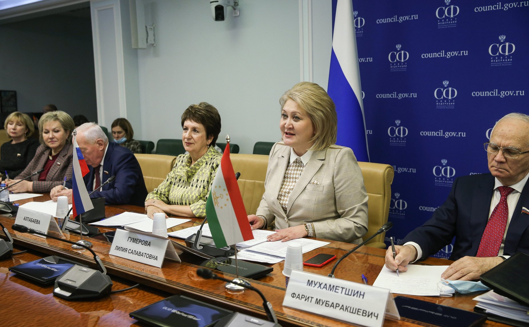 «Круглый стол» Комитета СФ по науке, образованию и культуре на тему «Состояние и перспективы гуманитарного сотрудничества Таджикистана и России: образование, наука, культура»