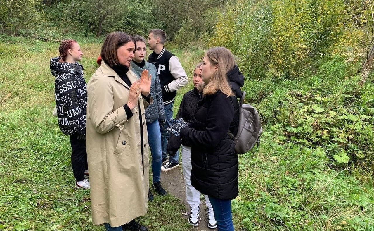 Юлия Лазуткина приняла участие в экологической акции экопарка «Ласточкины горы» г. Пензы