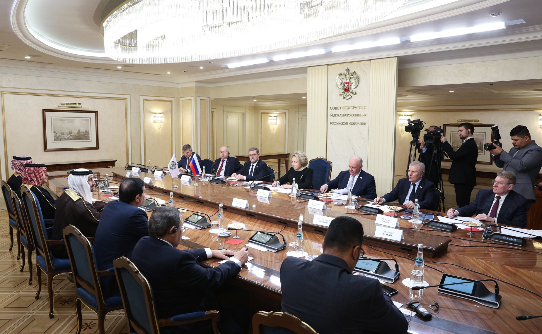 Валентина Матвиенко провела встречу с Председателем Арабского парламента Мухаммедом Ахмедом Аль-Ямахи