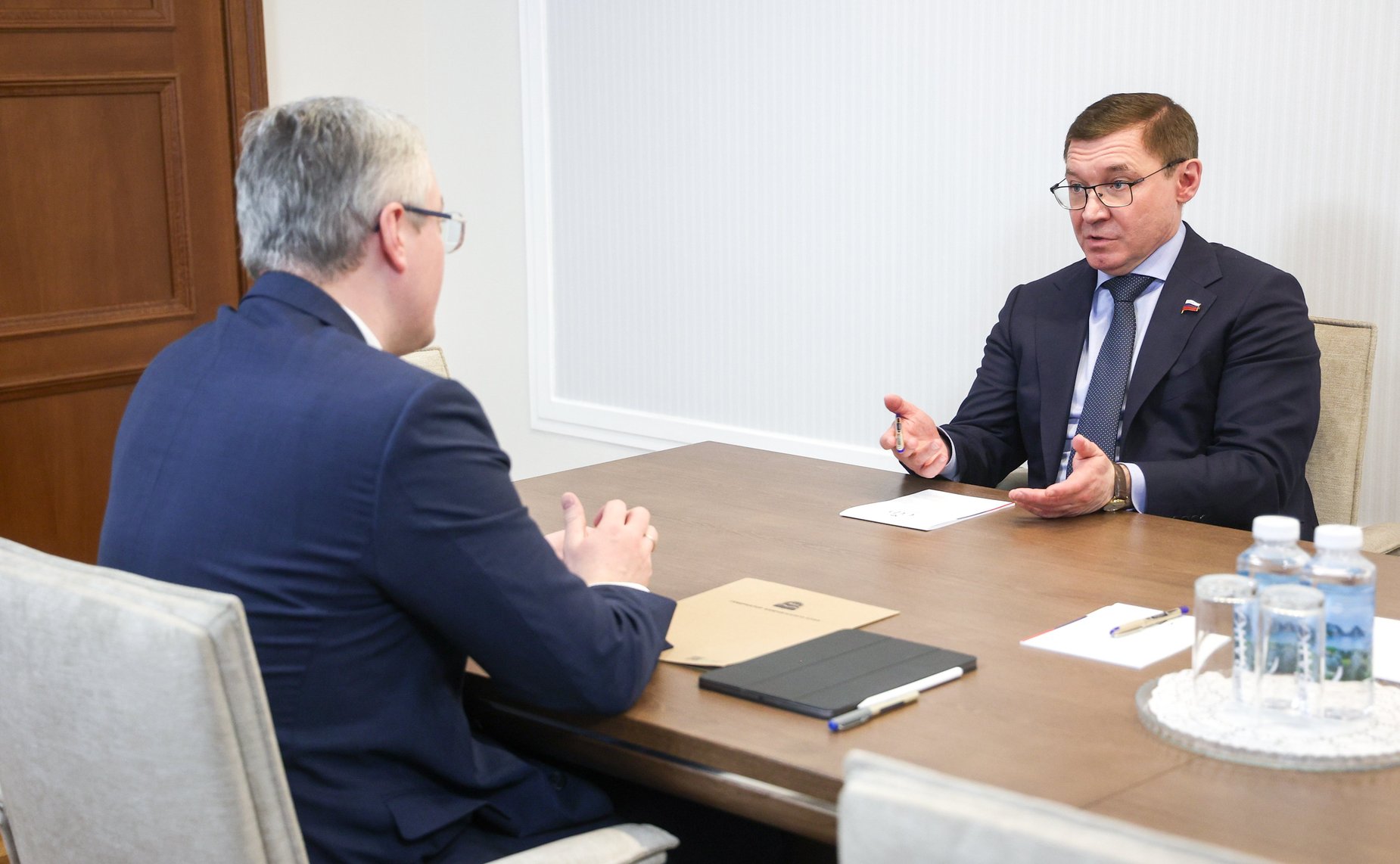 Первый заместитель Председателя Совета Федерации Владимир Якушев провел встречу с губернатором Камчатского края Владимиром Солодовым
