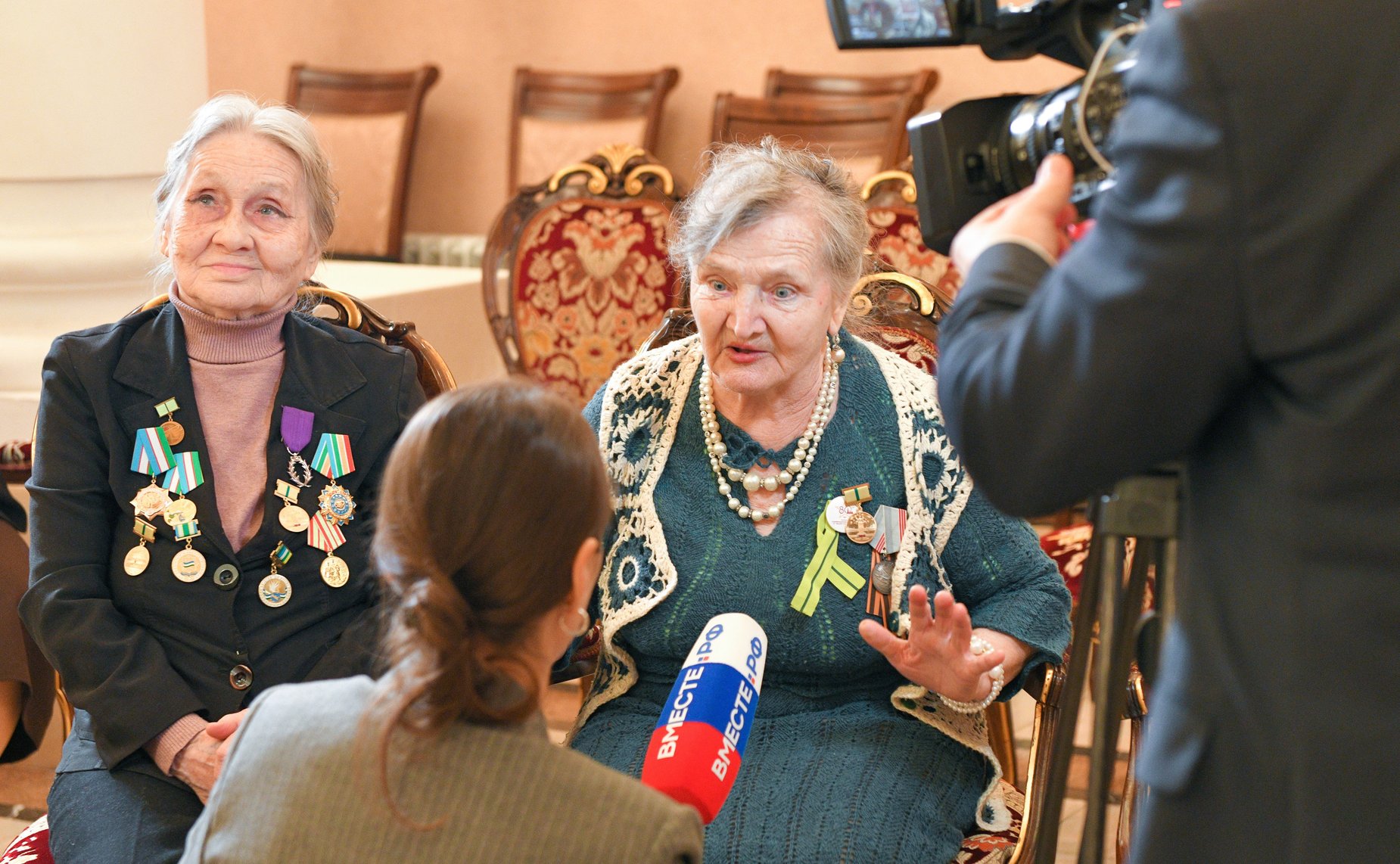 В преддверии Дня Победы Валентина Матвиенко встретилась в Ташкенте с ветеранами Великой Отечественной войны и блокадниками (Фото Спутник Узбекистан)