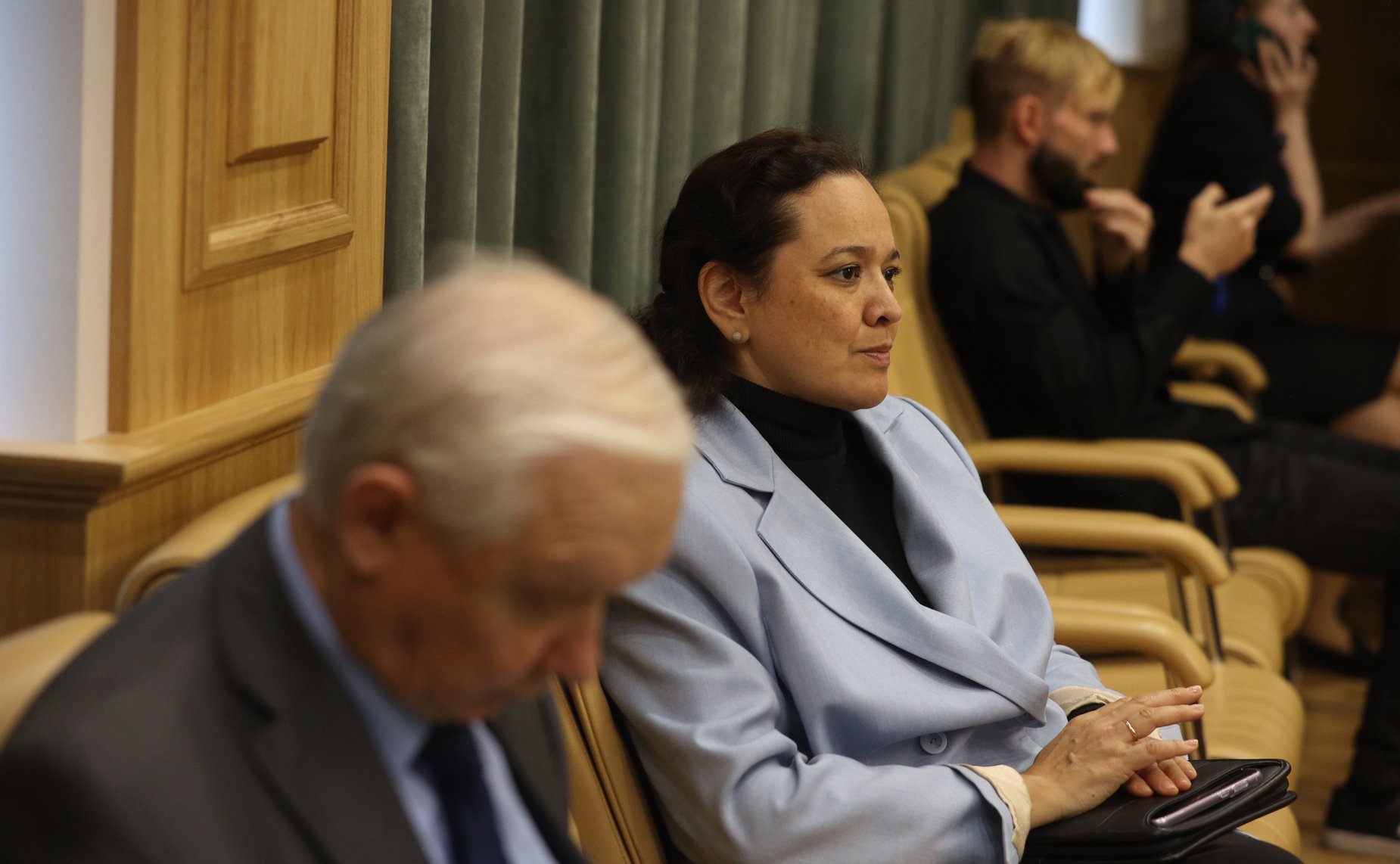 Встреча сенаторов Российской Федерации с Министром строительства и жилищно-коммунального хозяйства РФ Иреком Файзуллиным в формате открытого диалога