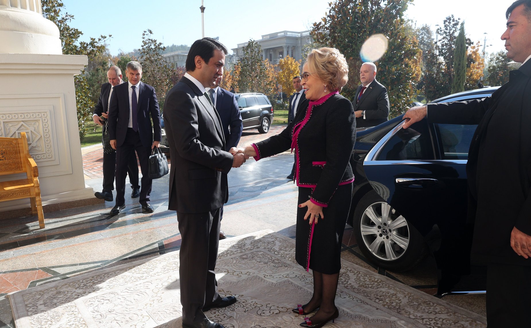 Встреча Председателя Совета Федерации Валентины Матвиенко с Председателем Маджлиси милли Маджлиси Оли Республики Таджикистан Рустами Эмомали