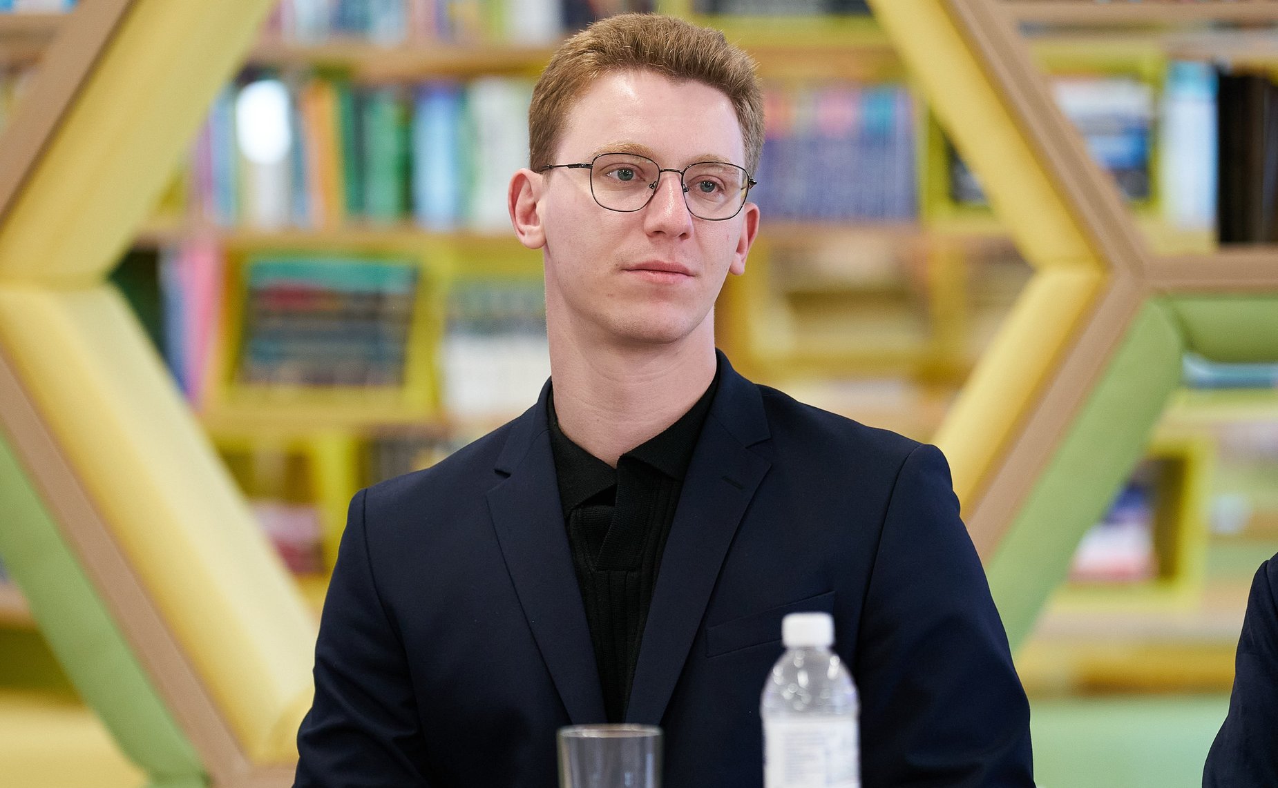 Первый заместитель Председателя СФ Владимир Якушев и губернатор Ханты-Мансийского автономного округа — Югры Руслан Кухарук посетили школу и новый корпус Югорского физико-математического IT-лицея в столице ХМАО Югре