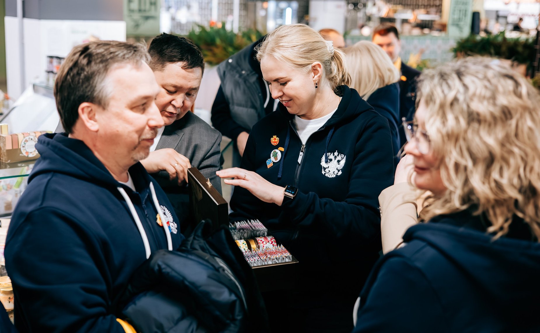 Сенаторы посетили агромаркет «Пехет»