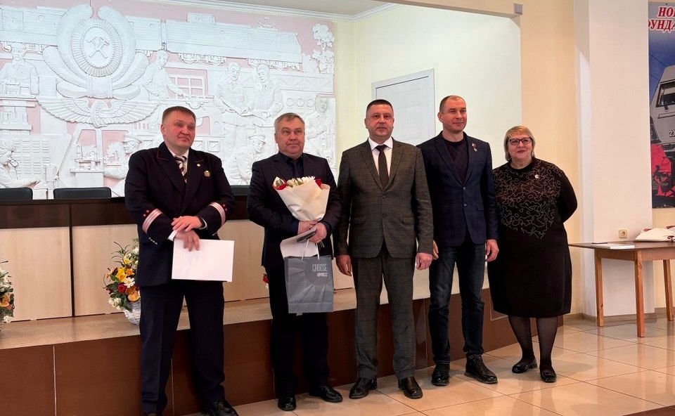 Дмитрий Перминов поздравил участников интернациональных войн