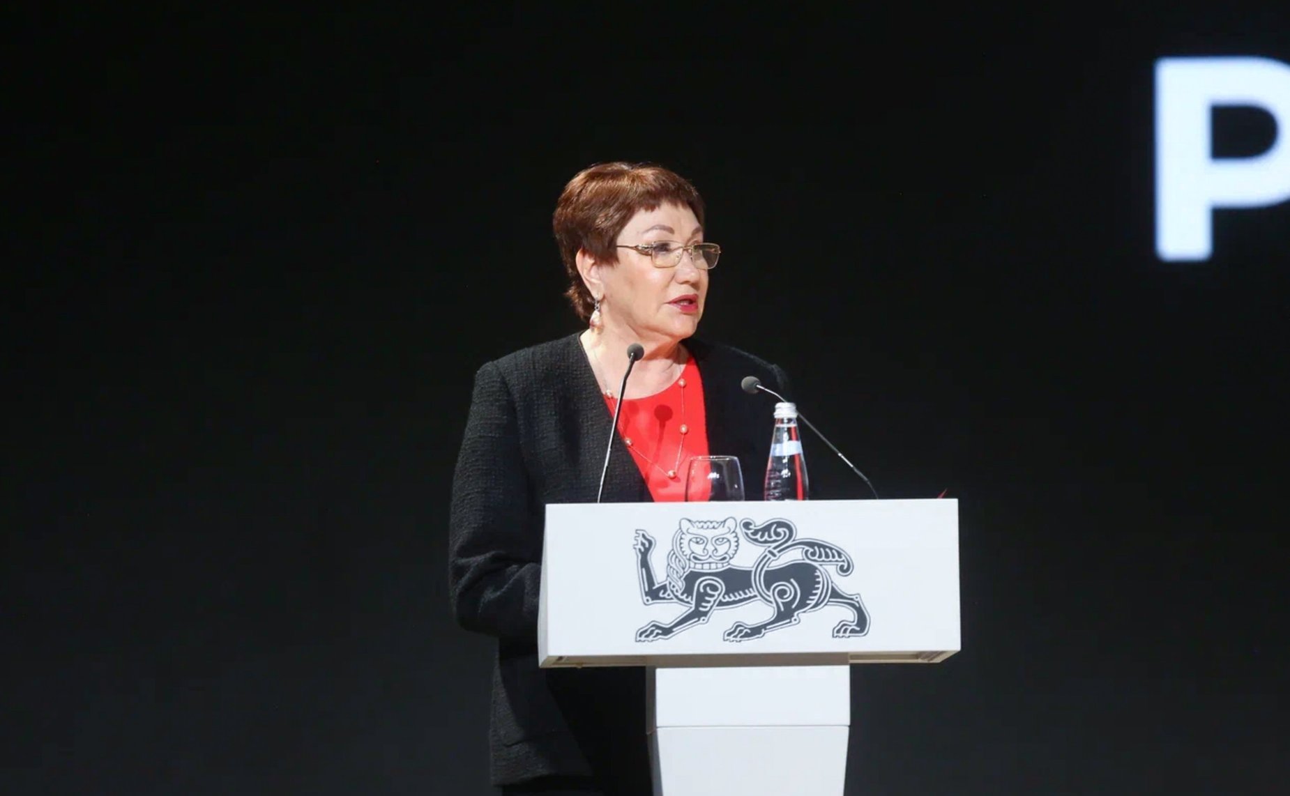 Елена Перминова