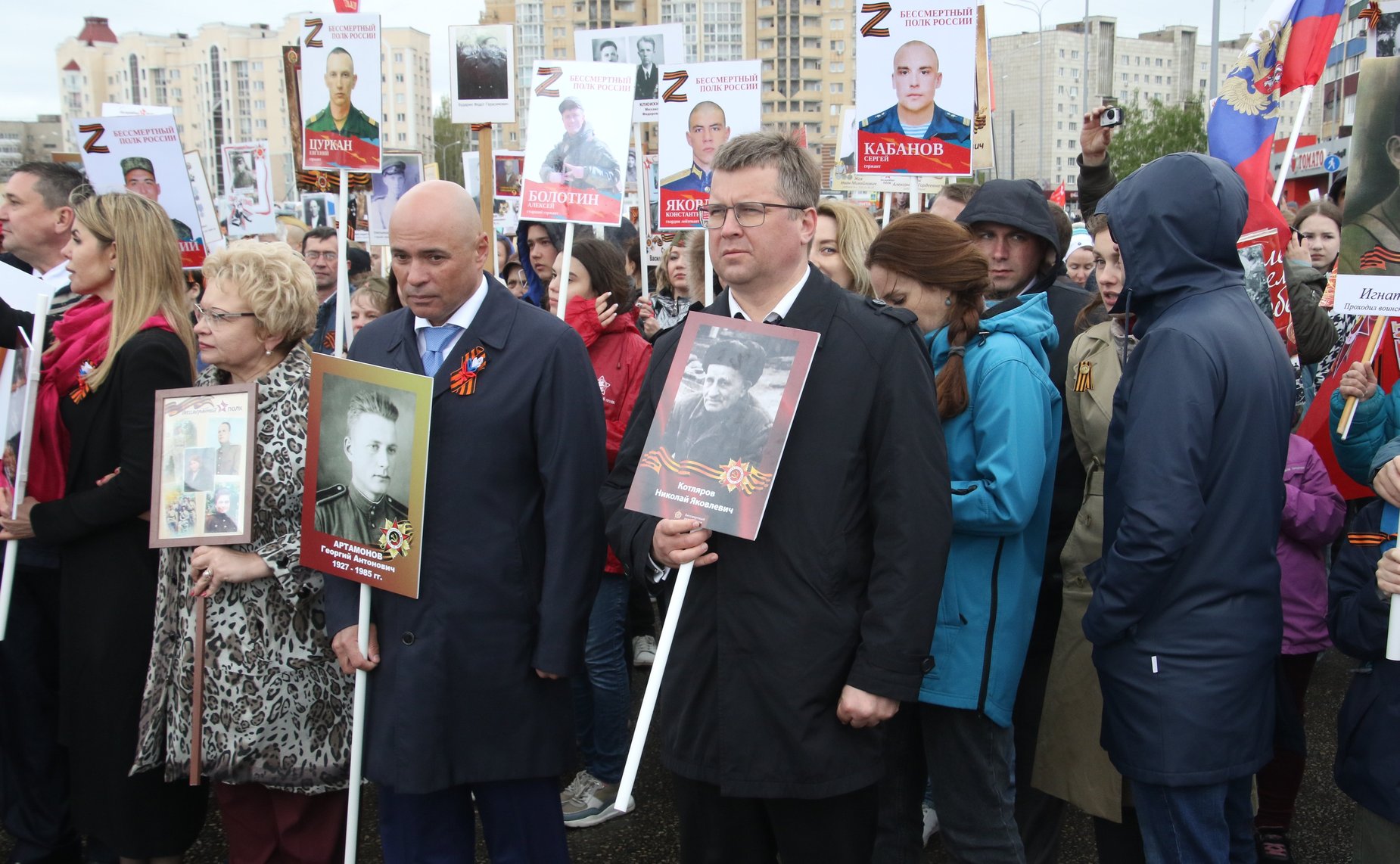 Оксана Хлякина приняла участие в праздничных мероприятиях, посвященных 77-летию годовщине Победы в Великой Отечественной войне