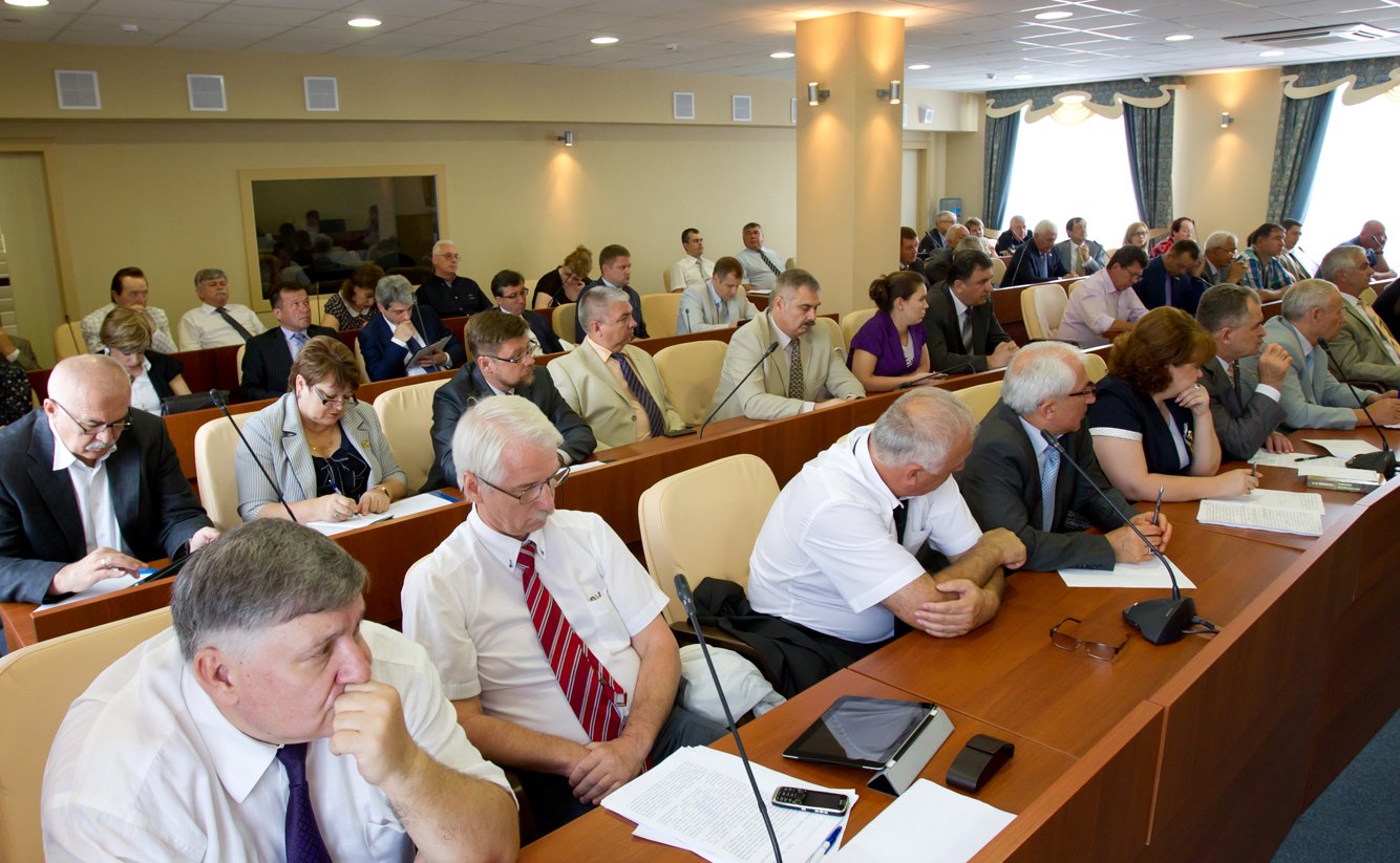 02-07 Круглый стол Проблемы подготовки кадров 3