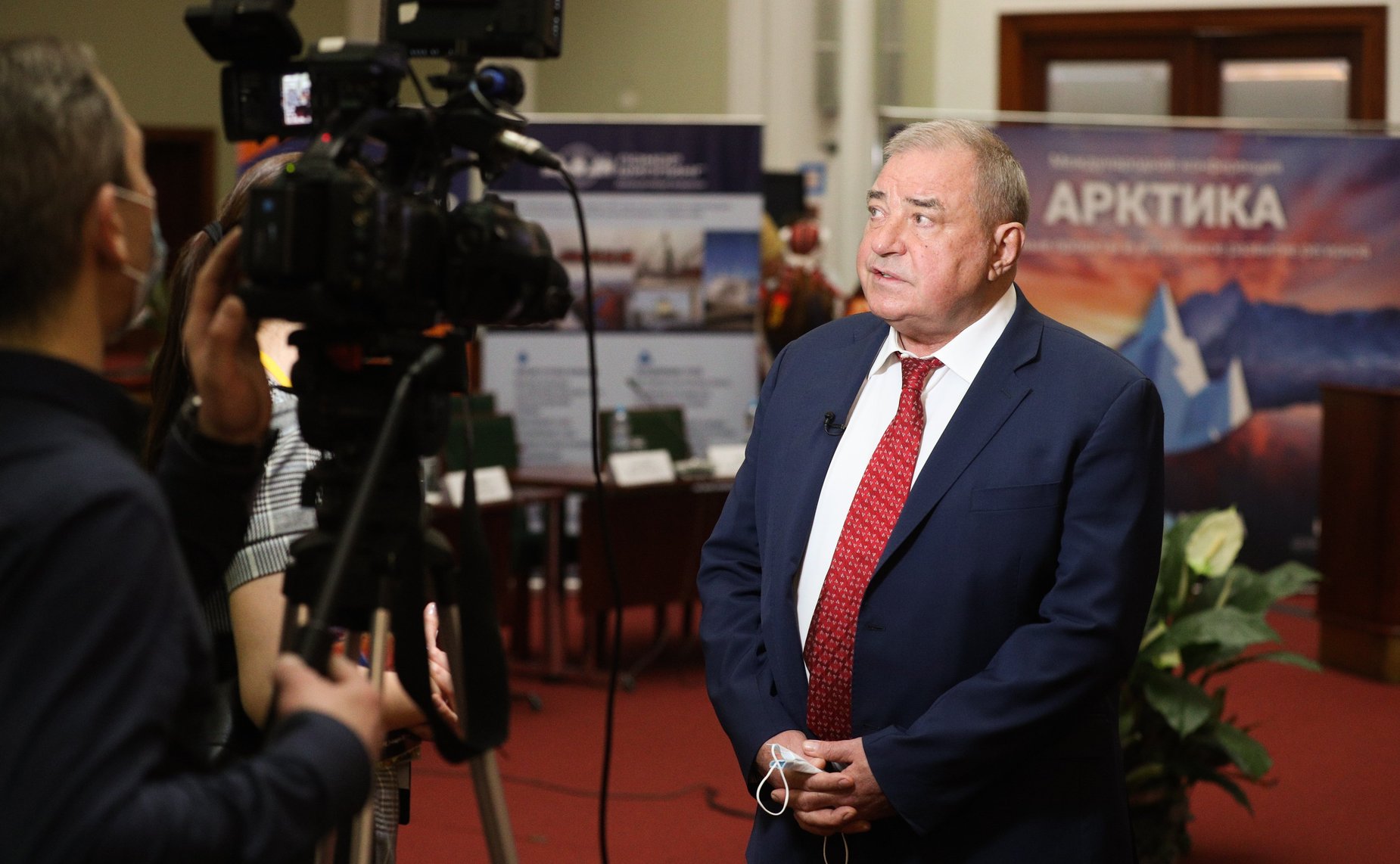 Юрий Важенин