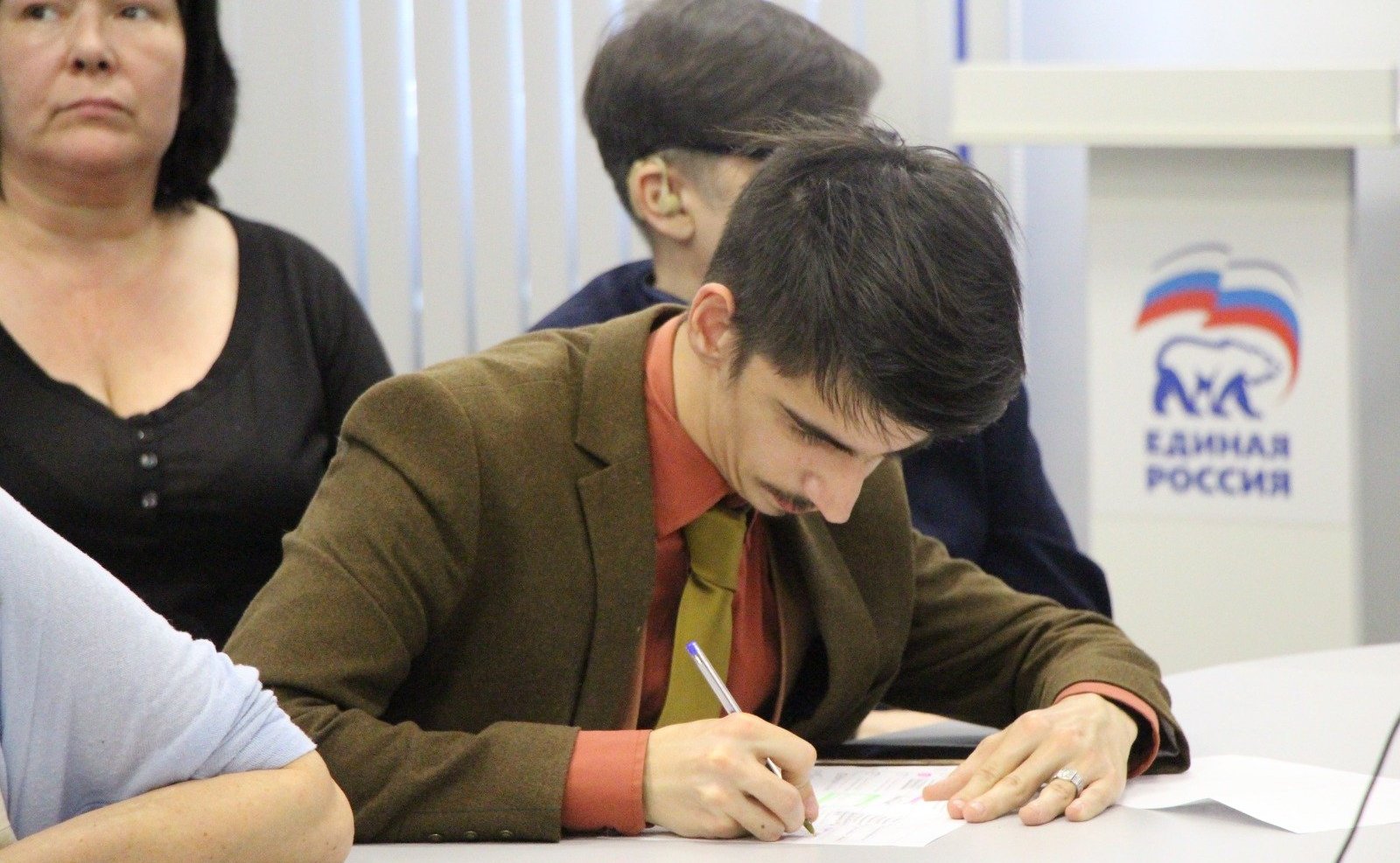 Сергей Рябухин организовал встречу ребят с особенностями здоровья с руководством МГГЭУ