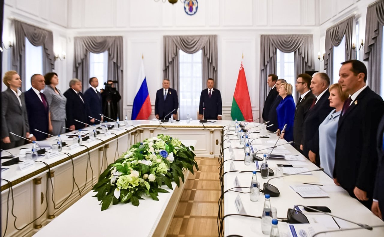 Сенаторы РФ приняли участие в заседании Межпарламентской комиссии Совета Федерации и Совета Республики Национального собрания Республики Беларусь по межрегиональному сотрудничеству