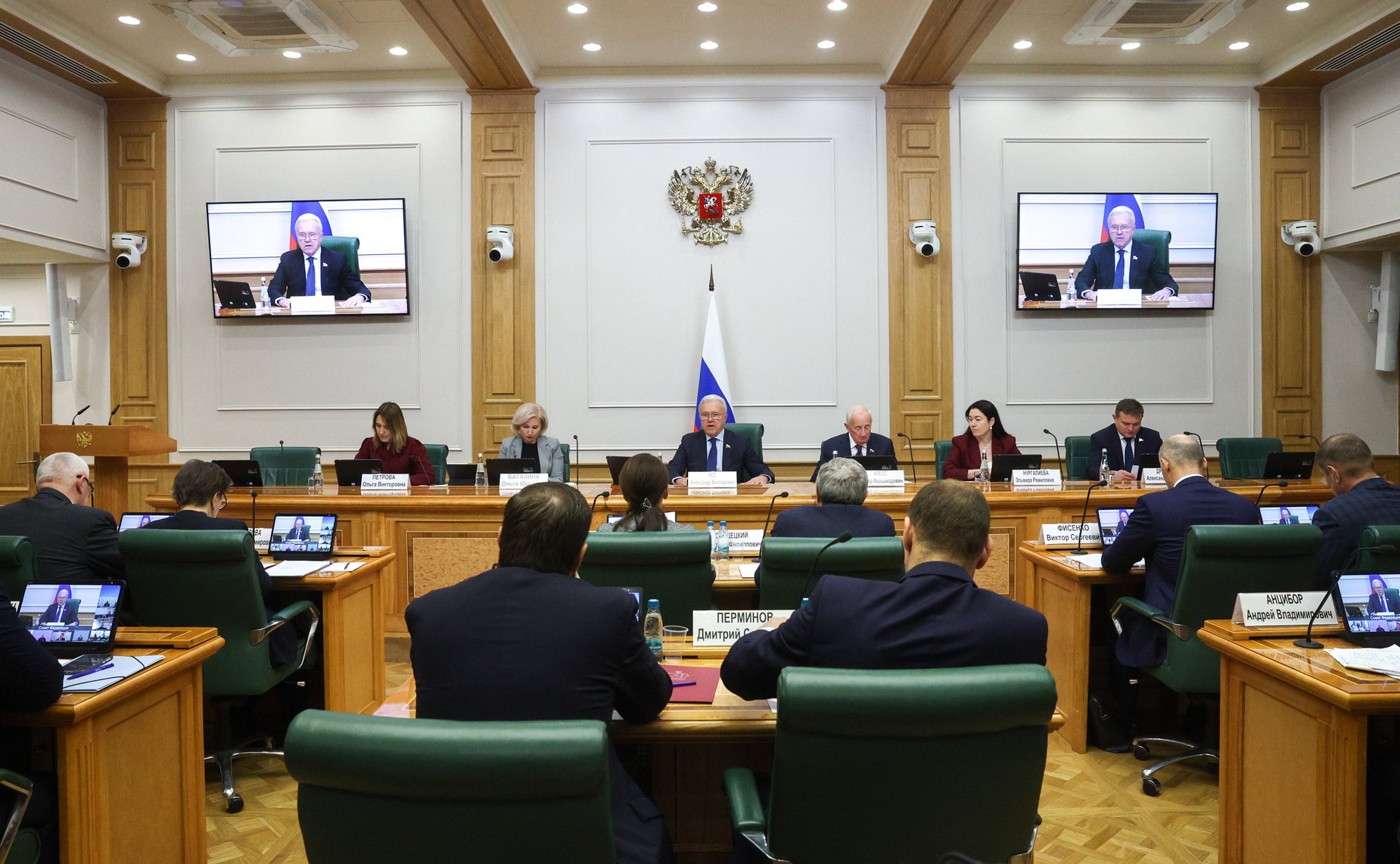 Заседание Совета по вопросам развития Сибири при Председателе Совета Федерации ФС РФ «Человеческий капитал Сибири: проблемы и перспективы развития»