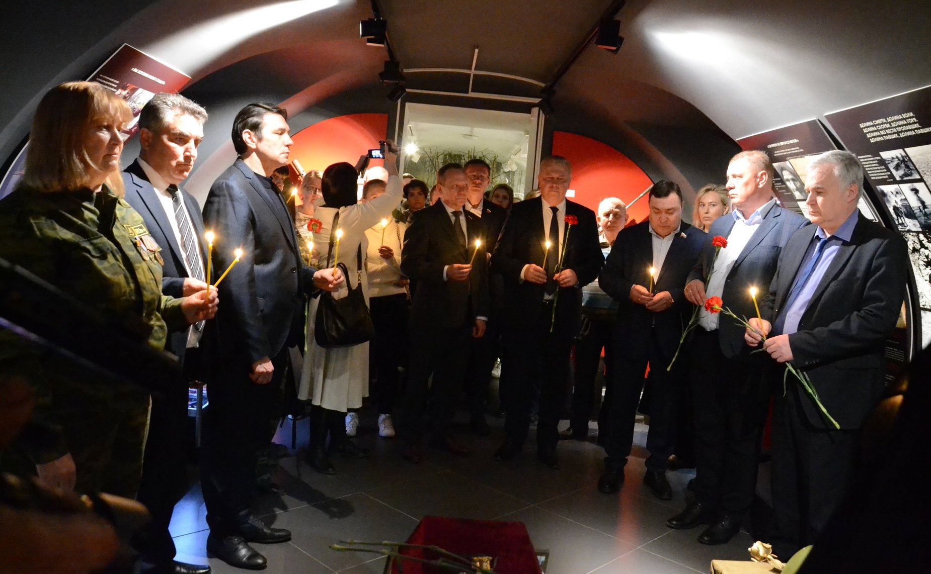 Сенаторы РФ провели в Вязьме патриотическую акцию, посвященную прощанию с воинами, погибшими в годы Великой Отечественной войны