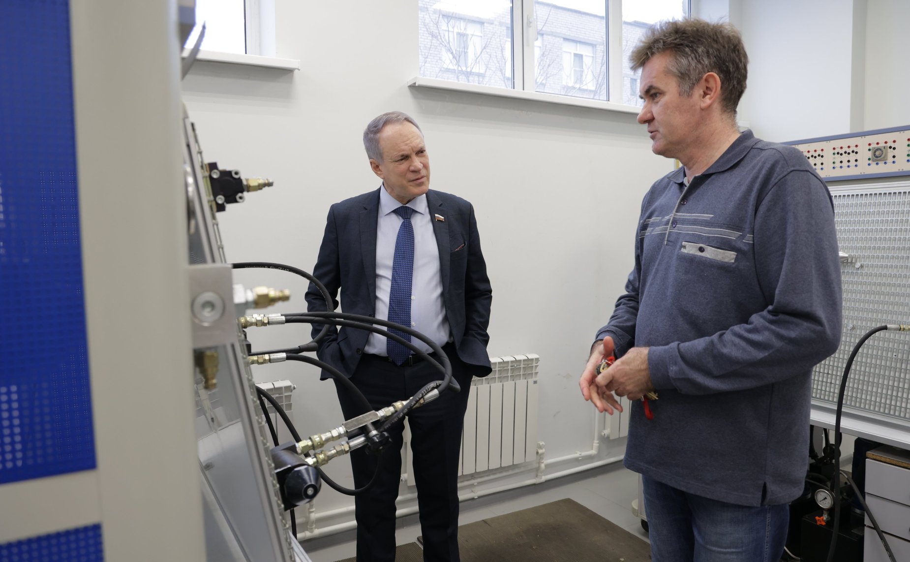 Александр Башкин в рамках мероприятия «Разговоры о важном» встретился со студентами Астраханского государственного политехнического колледжа